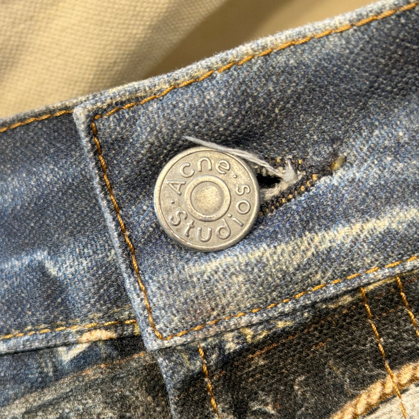 Acne Studios Acne Studios Heart Buckle Belt Denim Jeans Size US 31 - 7 Thumbnail