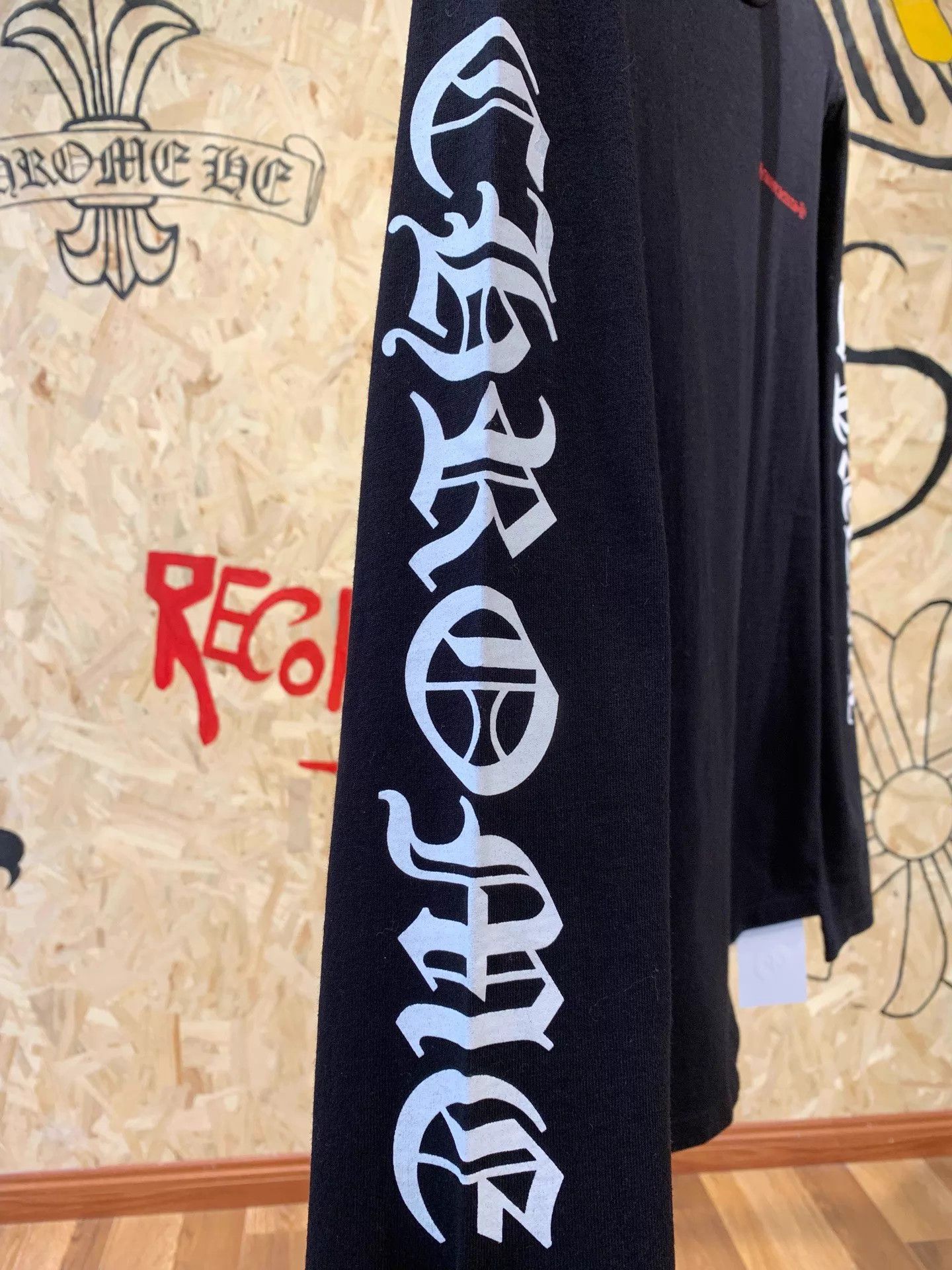 Chrome Hearts Chrome Hearts Mattyboy Black 2-Arm Graffiti LS Tee Size US S / EU 44-46 / 1 - 4 Thumbnail