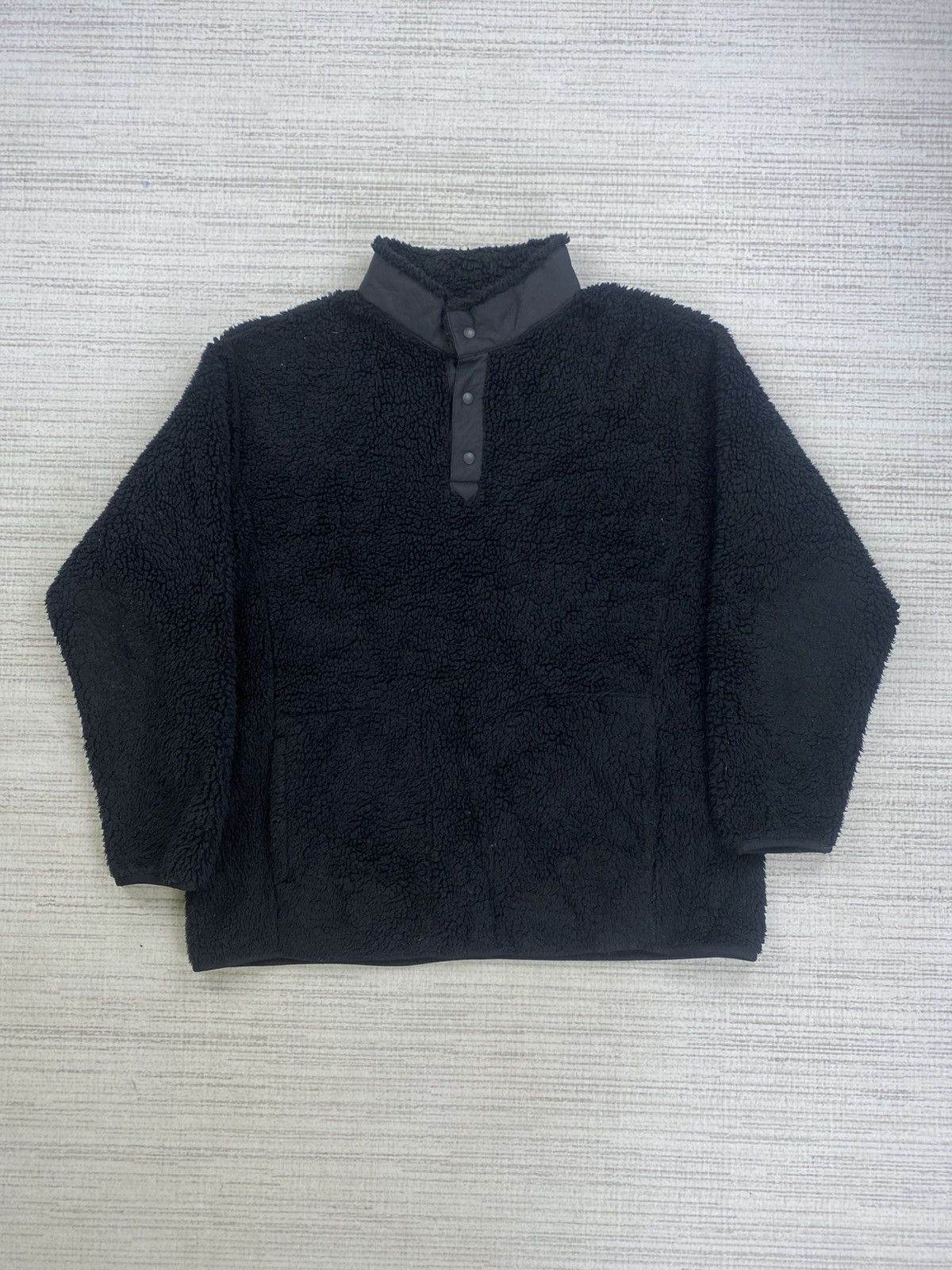 Uniqlo × White Mountaineering Uniqlo X White Mountaineering Sherpa Snap Button Jacket Size US XL / EU 56 / 4 - 1 Thumbnail
