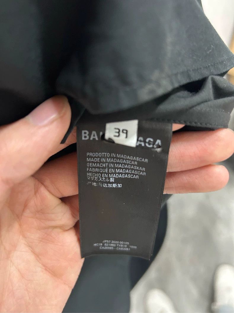 Balenciaga Balenciaga size 39 Coke Shirt Size US XS / EU 42 / 0 - 5 Thumbnail
