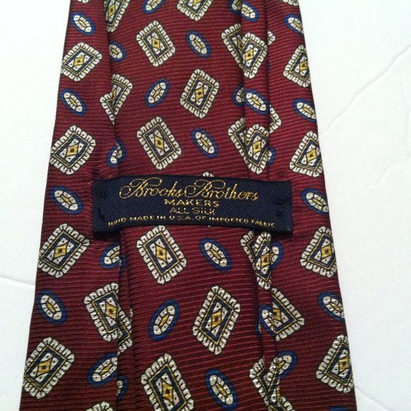 Brooks Brothers BROOKS BROTHERS MENS NEW BURGUNDY SILK TIE WIDTH: 3 1/2" Size ONE SIZE - 4 Thumbnail