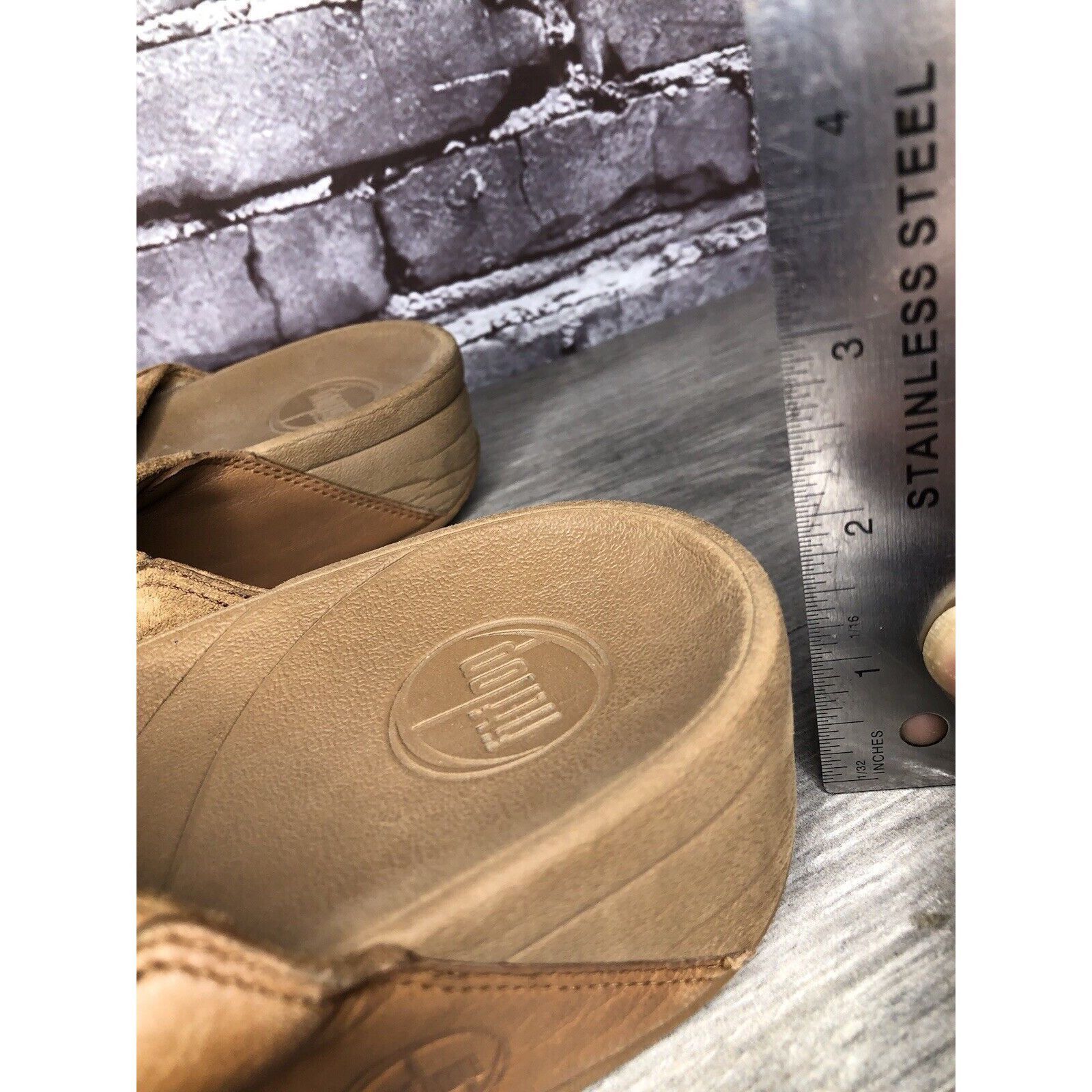 Other Fitflop Camel Tan Leather Flip Flop Wobble Board Sandals Wom Size US 10 / IT 40 - 10 Thumbnail