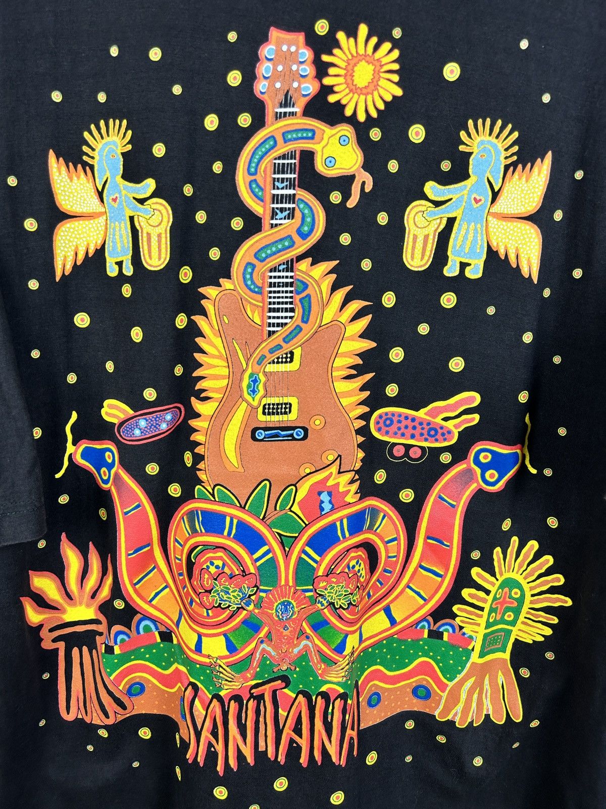 Band Tees 90s Vintage Carlos Santana 1996 Heaven Smiles Art T-Shirt Size US XL / EU 56 / 4 - 2 Thumbnail