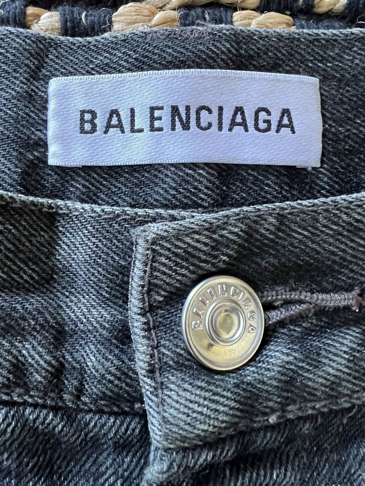 Balenciaga Balenciaga SS18 Baggy Women’s Washed Grey Convertible Denim Size US 32 / EU 48 - 4 Thumbnail