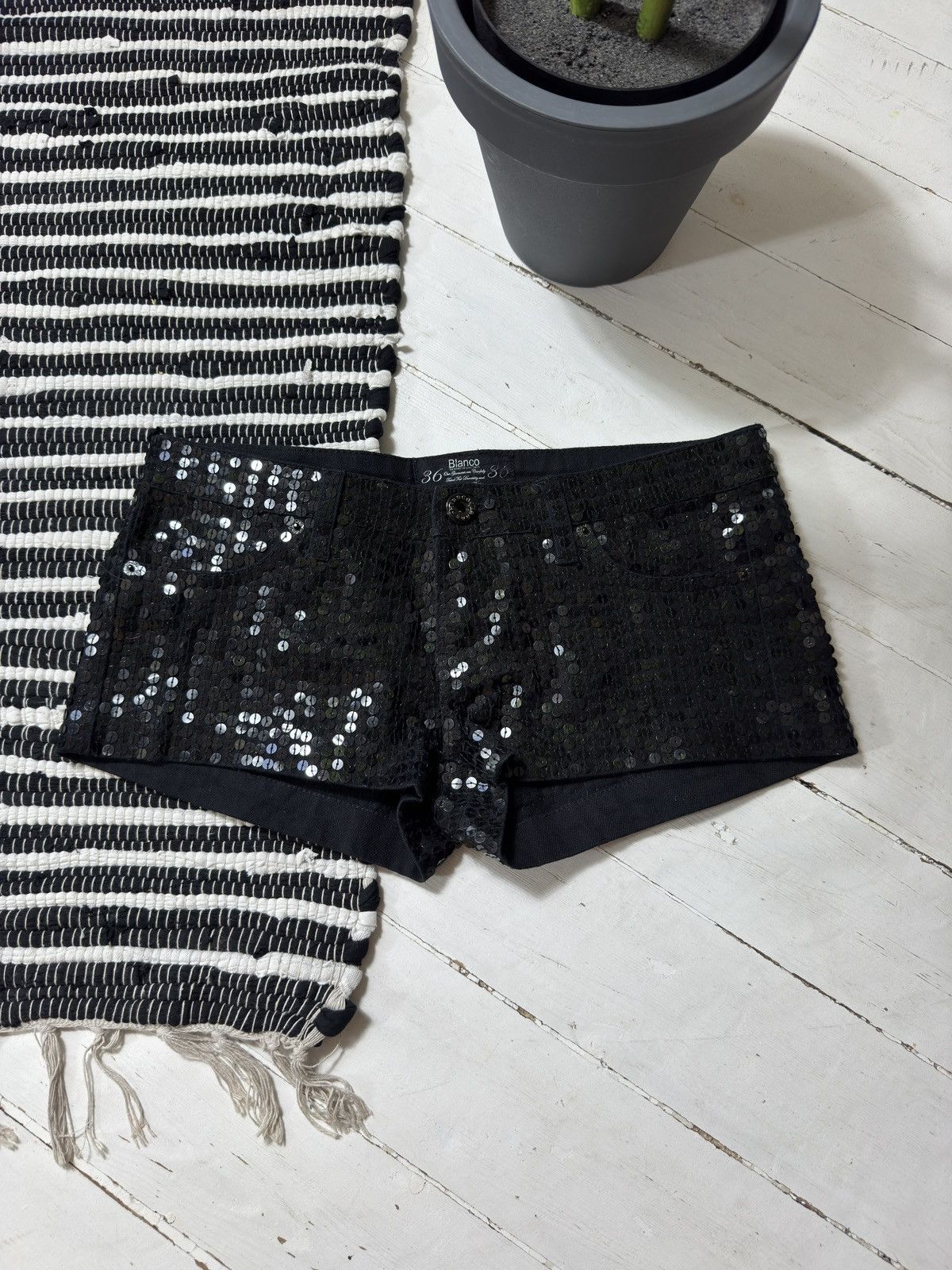 Other VINTAGE SEQUINS 2000s MINI SHORTS Size 25" / US 0 / IT 36 - 4 Thumbnail