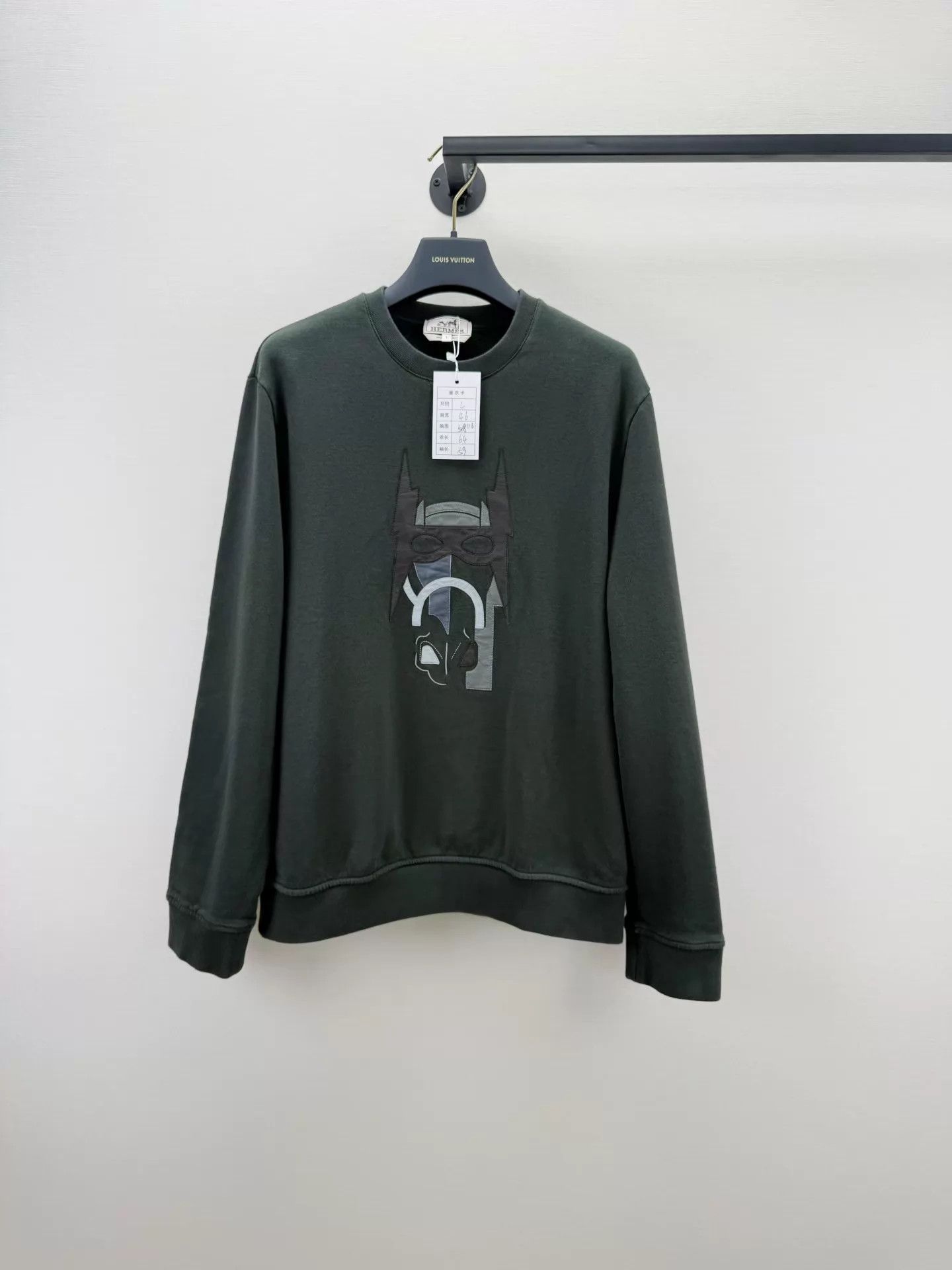 Hermes Authentic Hermes Sweatshirt L Worn 2-3x Size L / US 10 / IT 46 - 1 Thumbnail