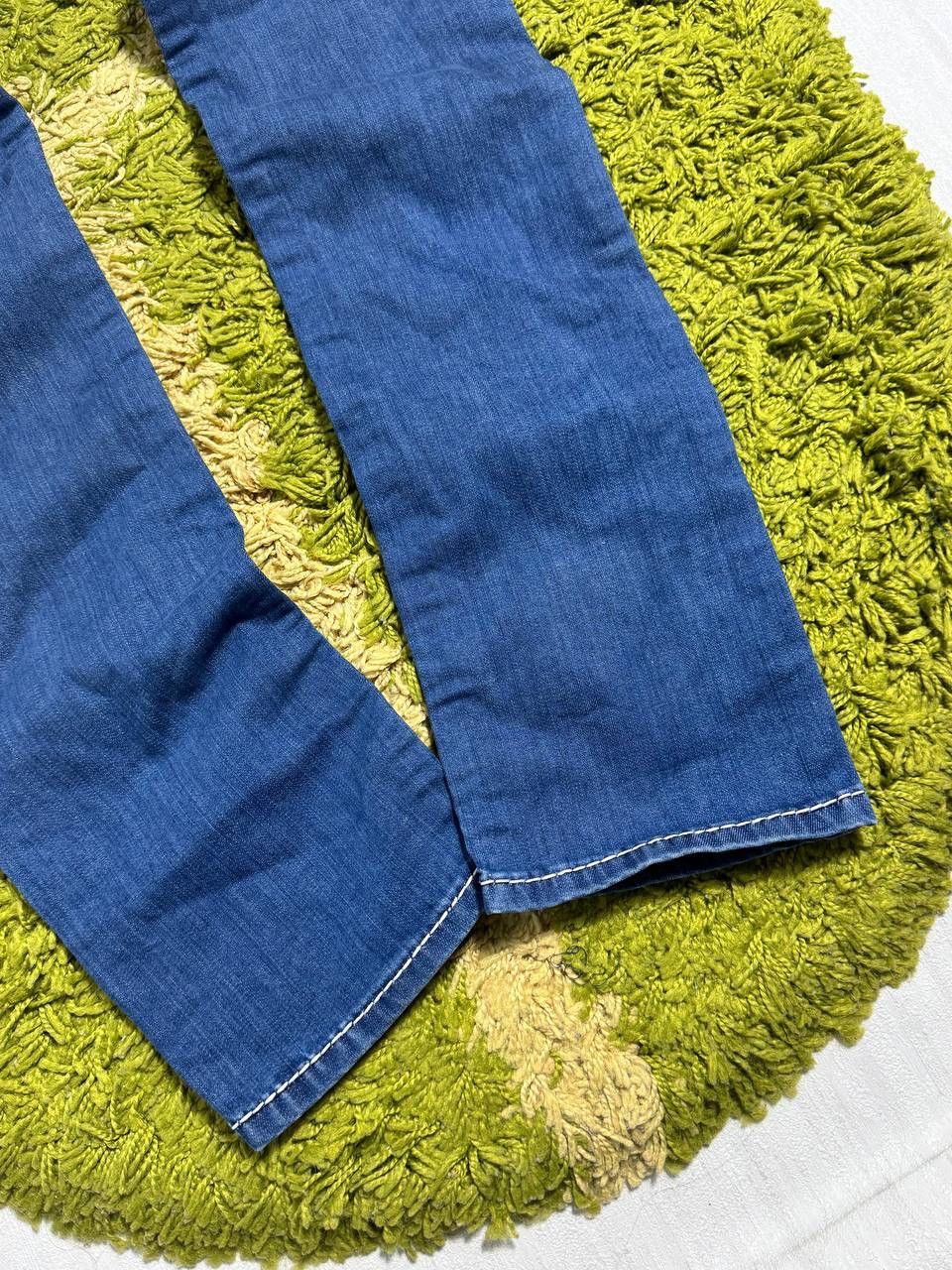 True Religion True Religion Womens Straight Leg Jeans Size 28x34 Size 28" / US 6 / IT 42 - 2 Thumbnail
