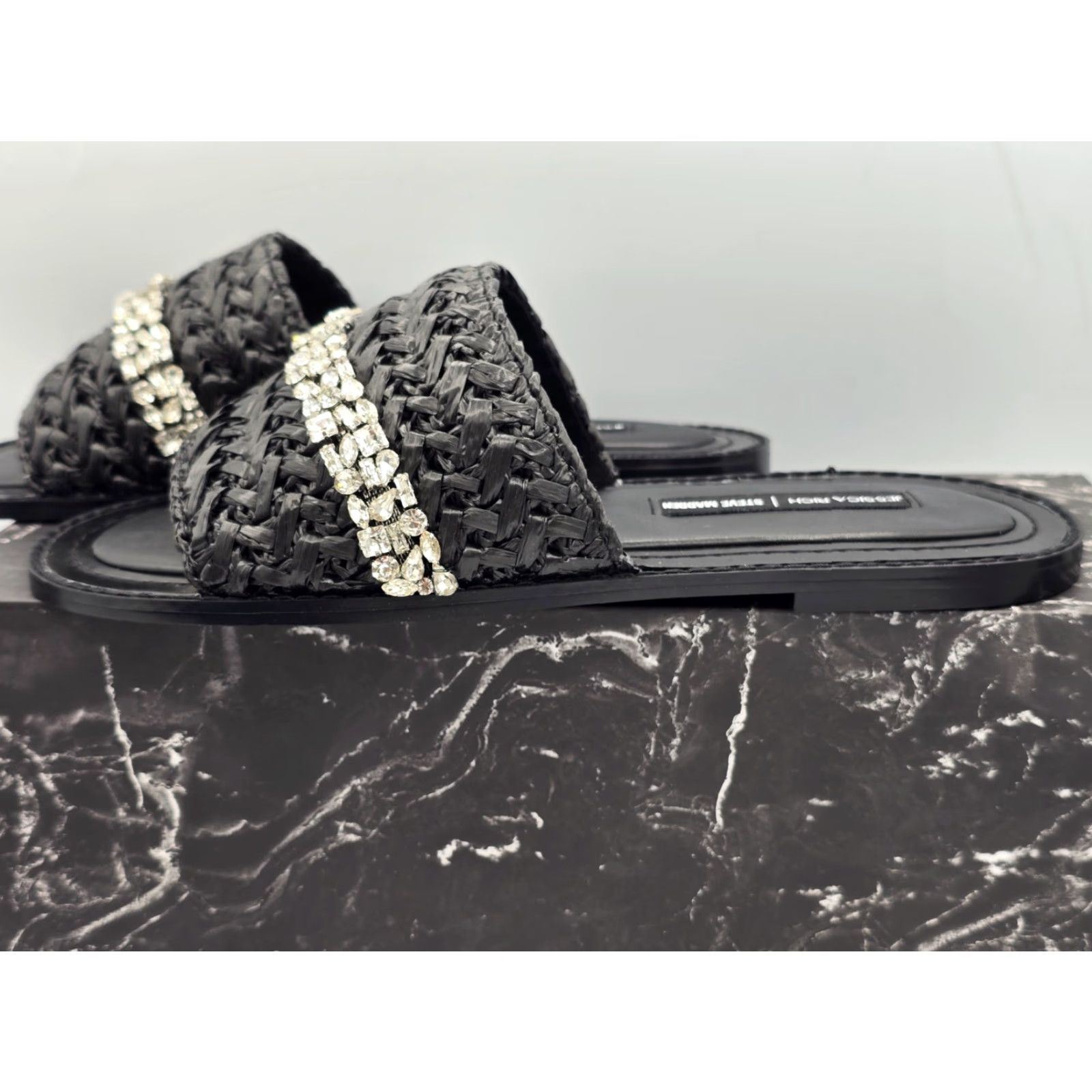 Steve Madden Steve Madden Jessica Rich x Steve Madden Womens Starlight Sandals Black Raffia 8.5 NWT Sandal Casual Flat Open Toe Womens Black Raffia 8.5 NWT Size US 9 / IT 39 - 6 Thumbnail