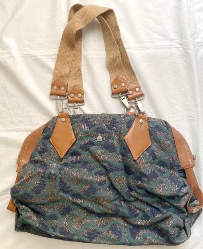 Vivienne Westwood Vivienne Westwood size os grip Size ONE SIZE - 1 Thumbnail