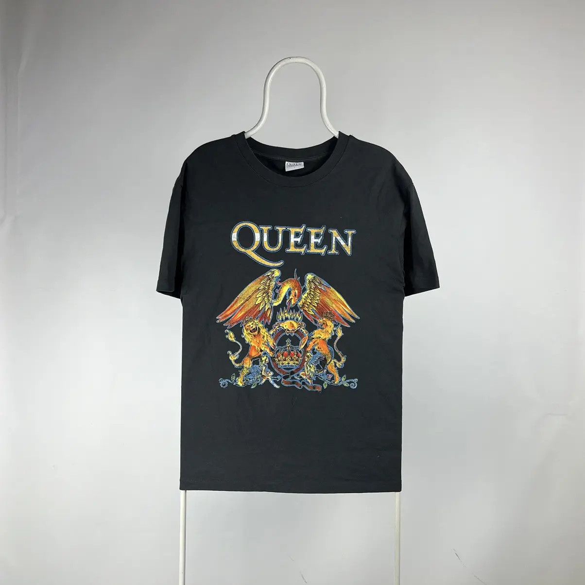 Band Tees Queens Tshirt rock band size Large Size US L / EU 52-54 / 3 - 1 Thumbnail