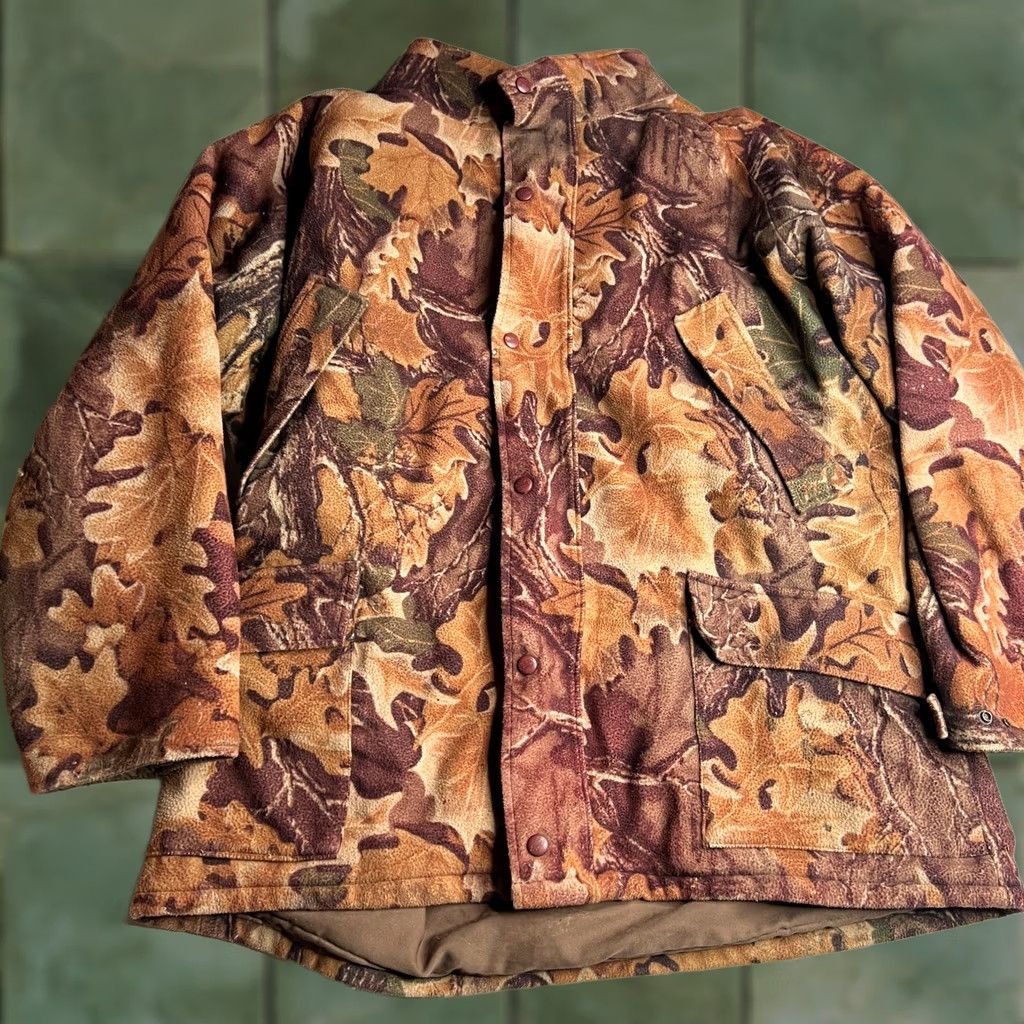 Vintage VINTAGE L.L.Bean Camo Hunting Jacket Oak Leaf Print Outdoor Coat XL USA Made Casual Mens Size US XL / EU 56 / 4 - 1 Thumbnail