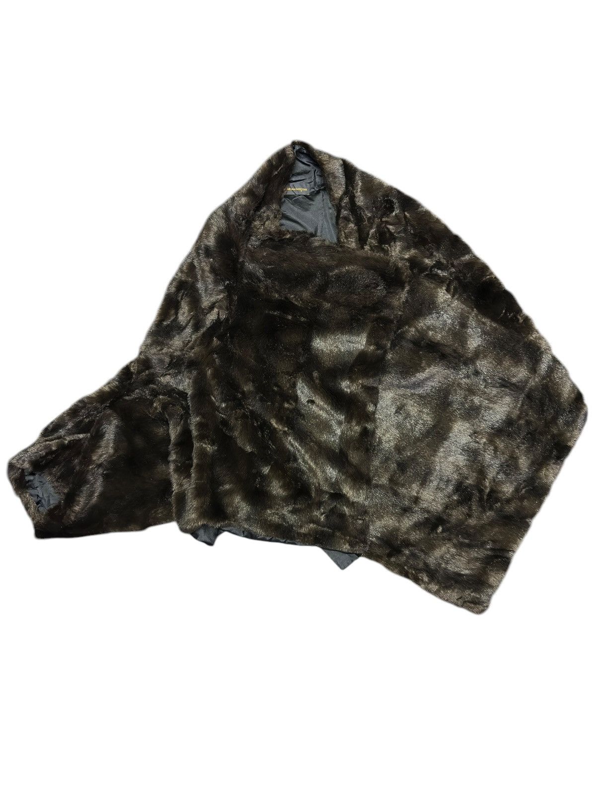 Comme des Garcons AD2004 COMME des GARCONS Faux Fur Asymmetry Jacket Size US L / EU 52-54 / 3 - 1 Thumbnail