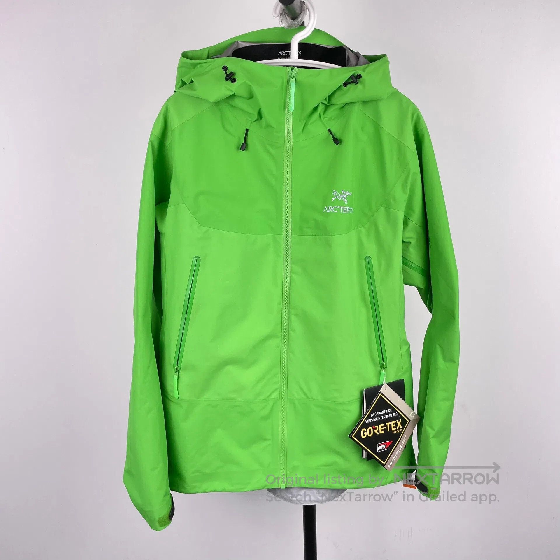 Arc'teryx Arc'teryx Hooded green hard shell jacket| Size US L / EU 52-54 / 3 - 1 Thumbnail
