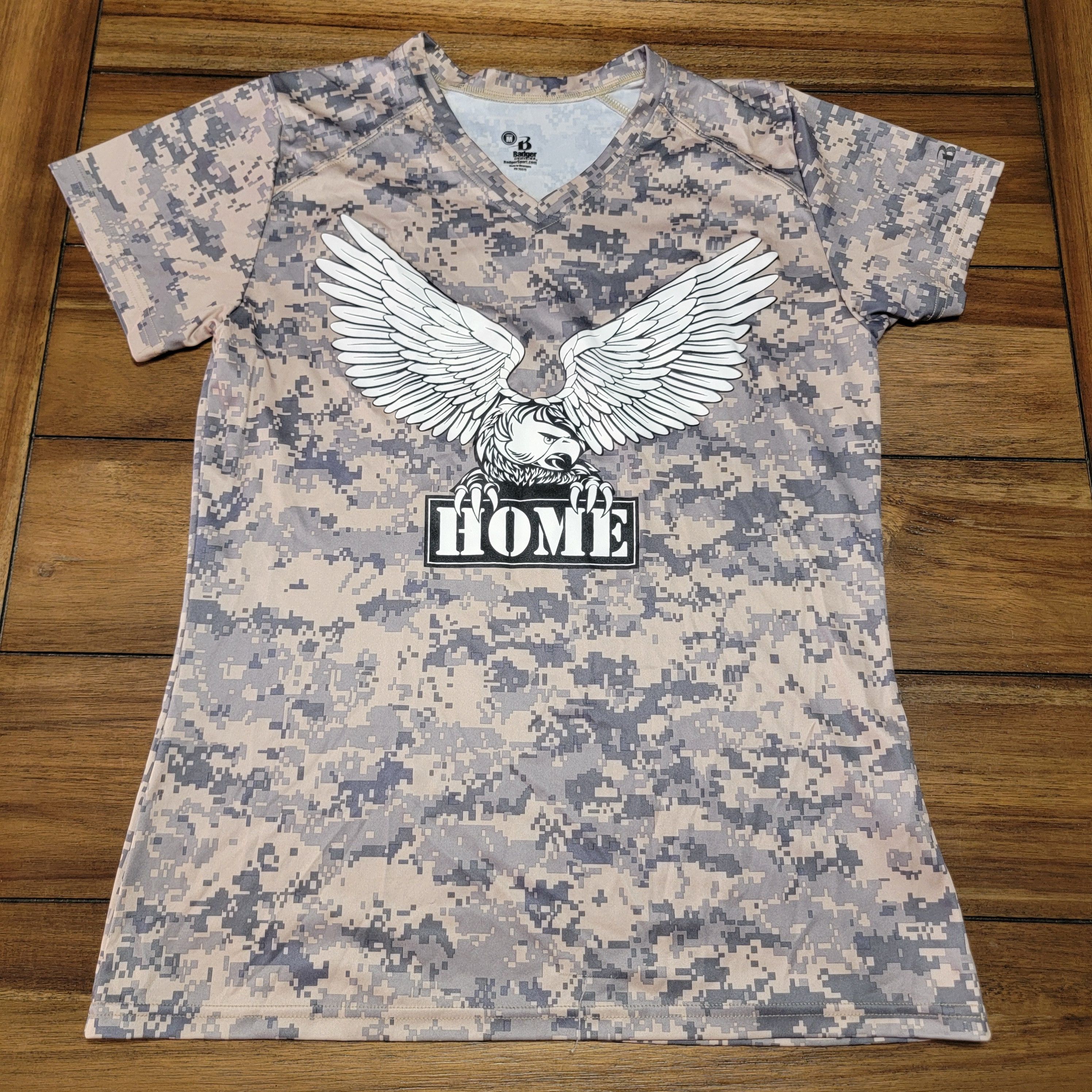 Other Badger SS V-Neck "Home Help Our Military Endure" -Ladies Med Size M / US 6-8 / IT 42-44 - 1 Thumbnail