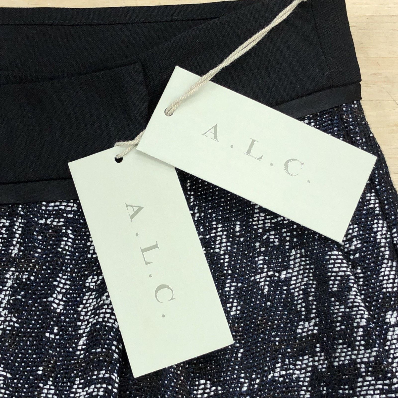 A.L.C. A.L.C. Skirt Set Tank Top L 10 Black White Sleeveless Linen Size 32" / US 10 / IT 46 - 13 Thumbnail