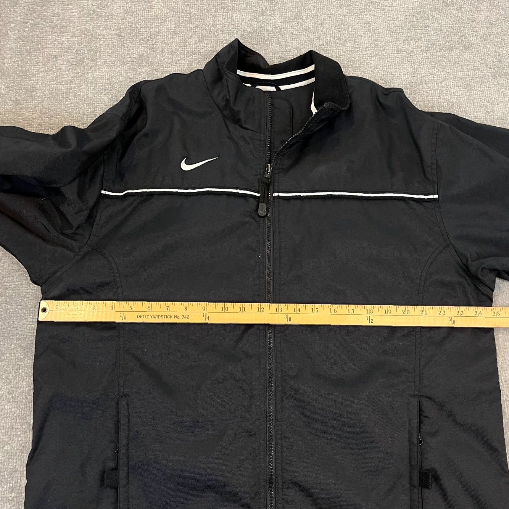Nike Nike Jacket Mens Medium Black Swoosh Team Check Nylon Full Zip Y2K Size US M / EU 48-50 / 2 - 7 Thumbnail