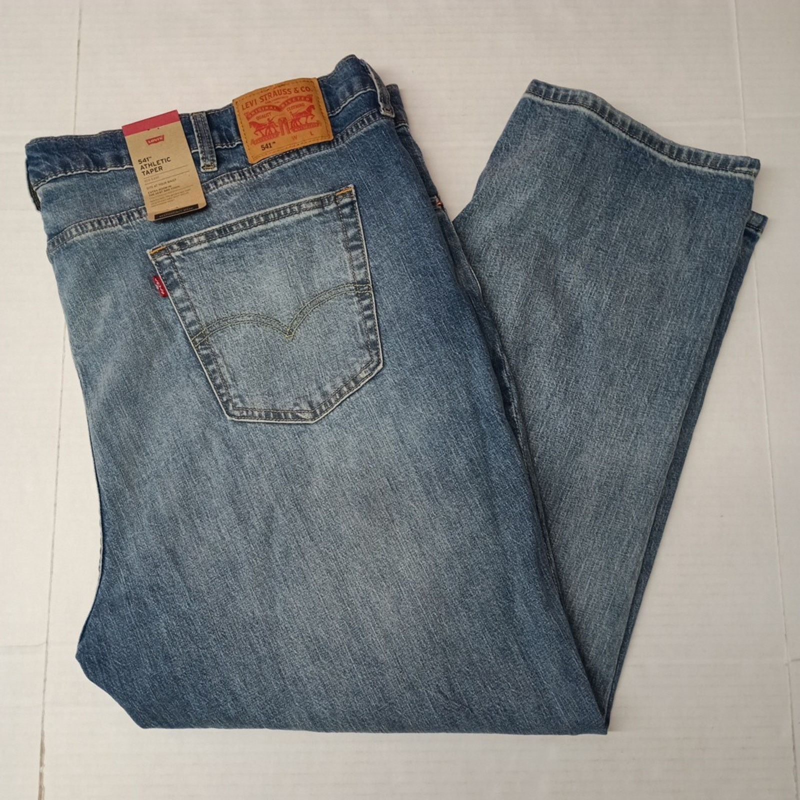 Levi's Levi's 541 Athletic Taper Jeans Men's 54x29 Blue Cotton Size US 44 / EU 60 - 1 Thumbnail