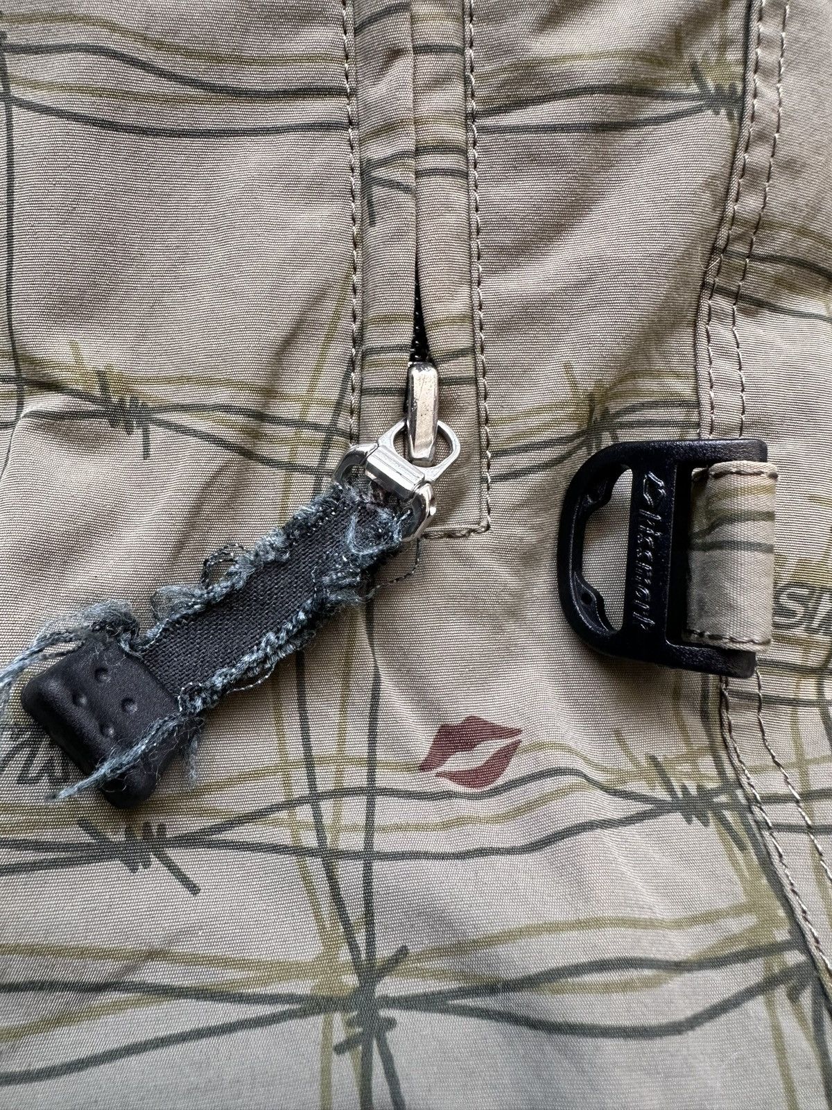 Japanese Brand 2000's Kissmark - Barbed gorpcore outdoor pants Size US 29 - 20 Thumbnail