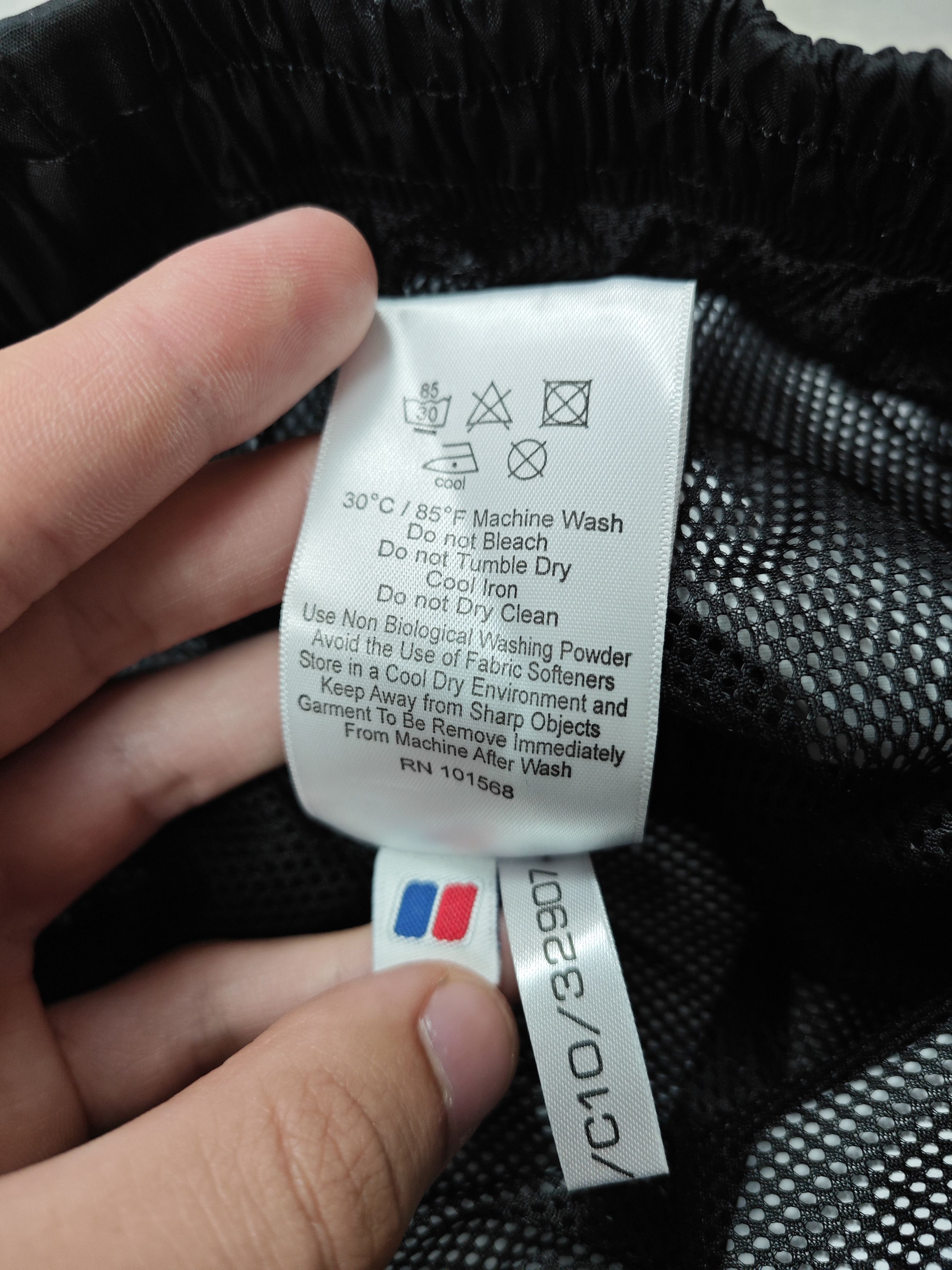 Berghaus Berghaus Waterproof Pants Size US 37 - 11 Thumbnail