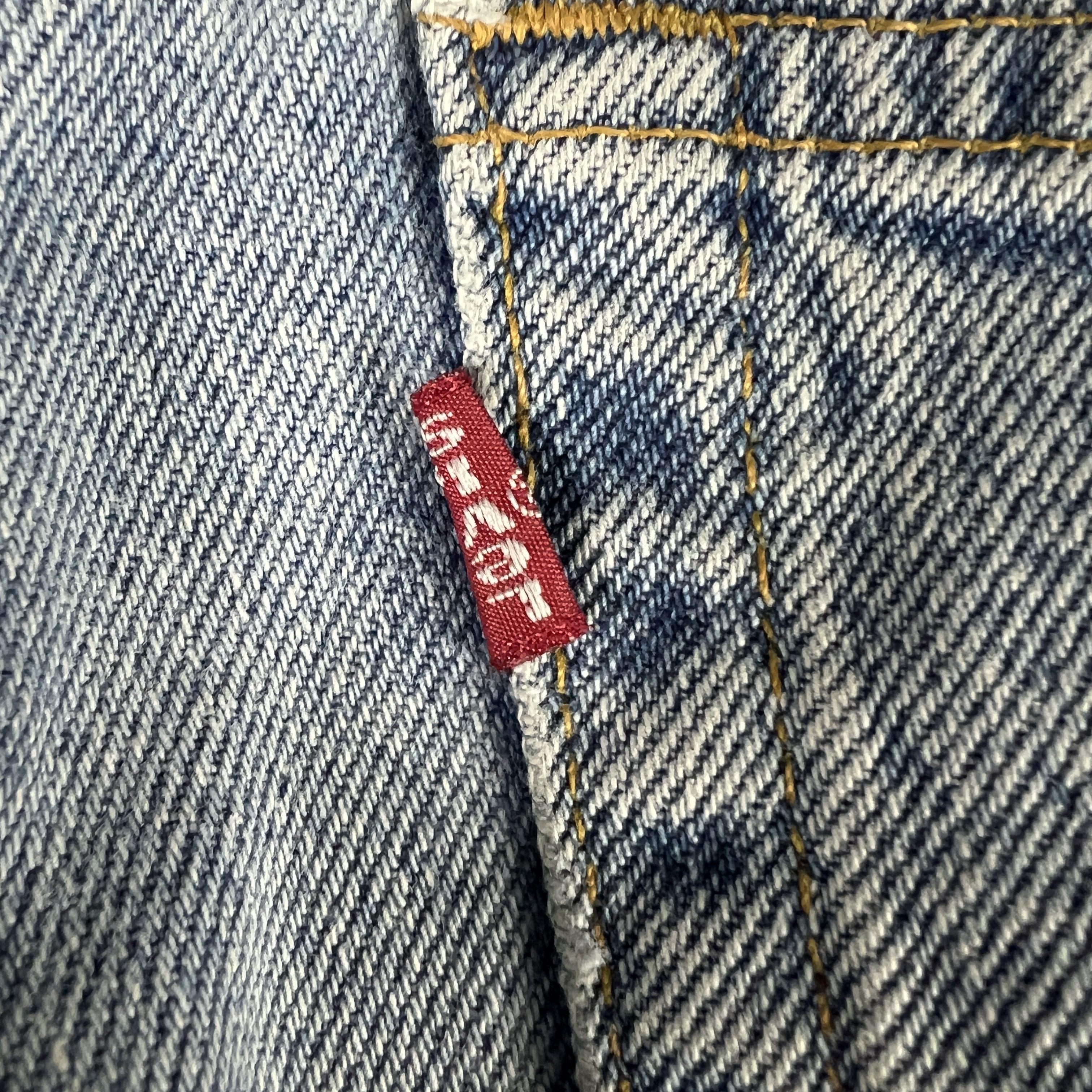Levi's × Vintage Y2K Levi's Jeans 560 Loose Tapered Light Blue Faded Denim Size US 38 / EU 54 - 13 Thumbnail