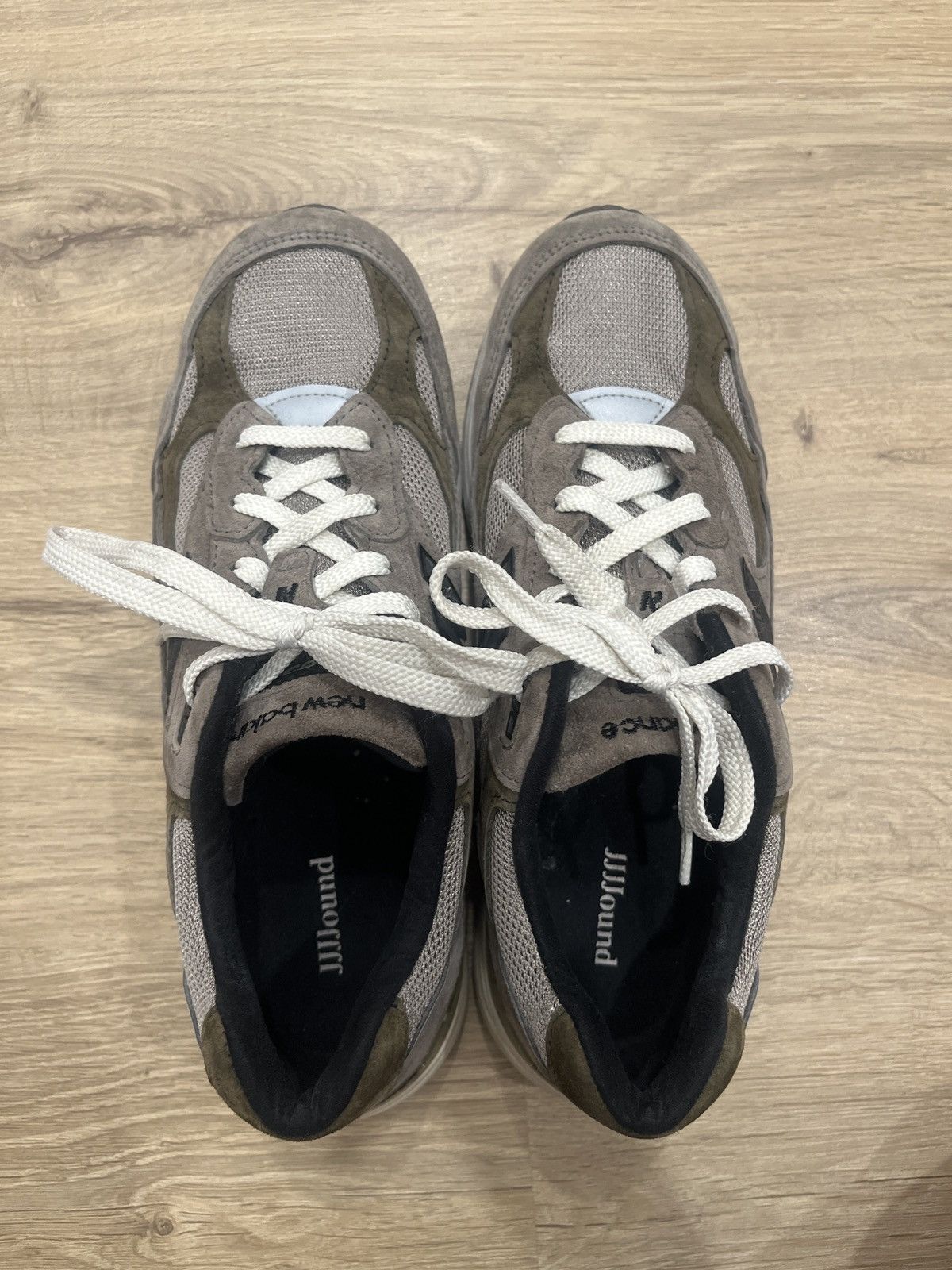 JJJJound × New Balance New Balance x JJJJOUND 992 Grey 9.5 Size US 9.5 / EU 42-43 - 3 Thumbnail