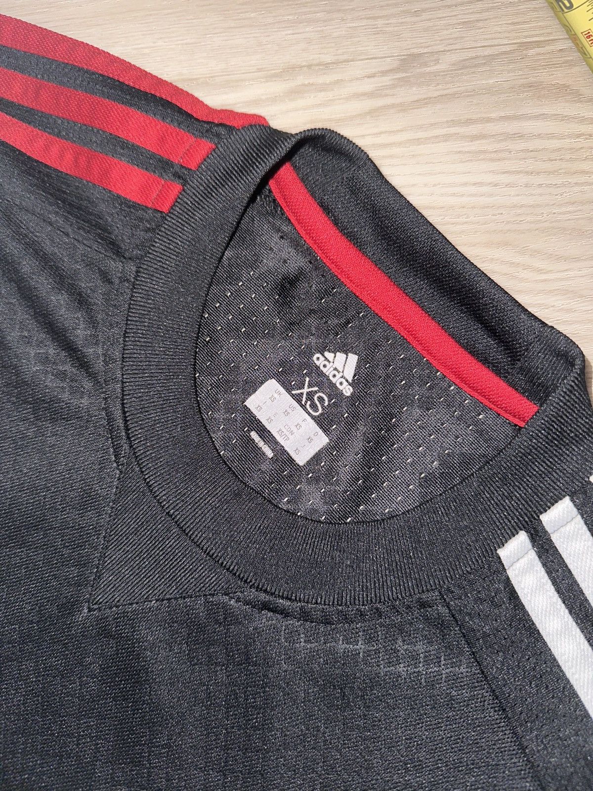 Adidas × Kith Adidas x Kith Cobras short sleeve tee tshirt Size US XS / EU 42 / 0 - 5 Thumbnail