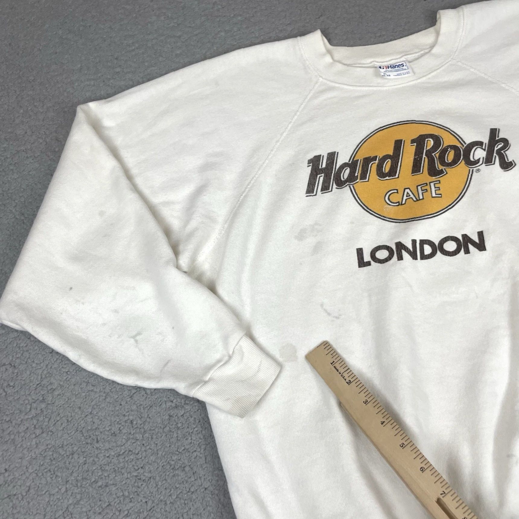 Hanes VINTAGE Hanes Hard Rock Cafe Sweatshirt Mens XL White Crewneck USA Made 80s Vtg Graphic Print Logo Sweatshirt Size US XL / EU 56 / 4 - 6 Thumbnail