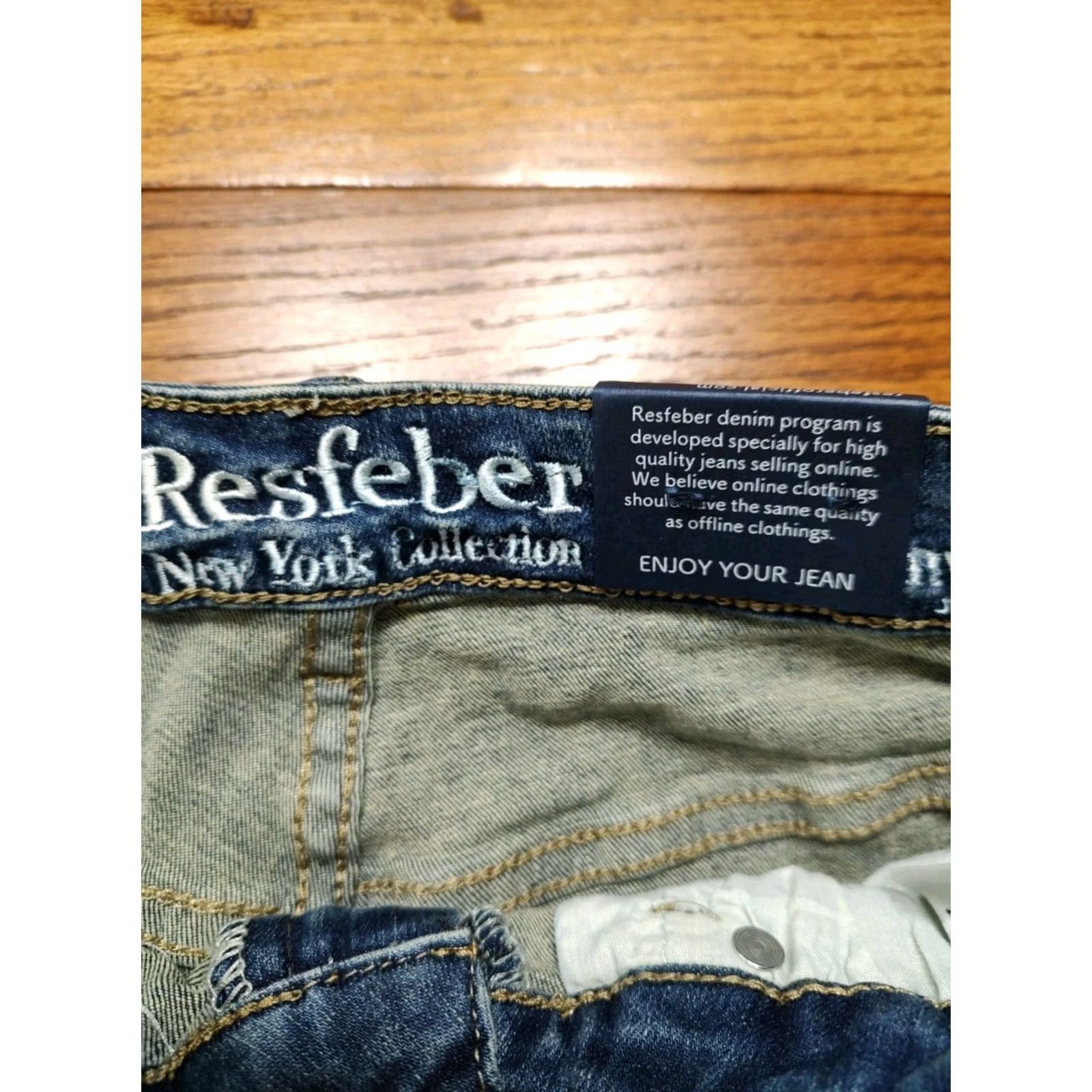 Denime NWT Resfeber Jeans Womens Skinny Distressed 25in 29in Blue Denim Cotton Blend Zip 5-Pocket Rise Mid Slim Button? Size 30" / US 8 / IT 44 - 4 Thumbnail