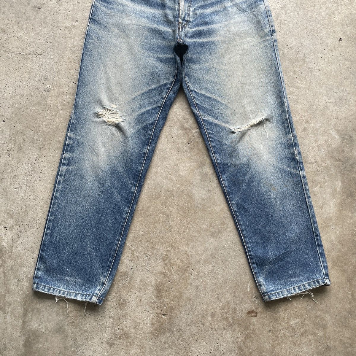 Japanese Brand Vintage Japanese StoneWash Distressed Jeans Faded Denim Pant Size US 31 - 4 Thumbnail