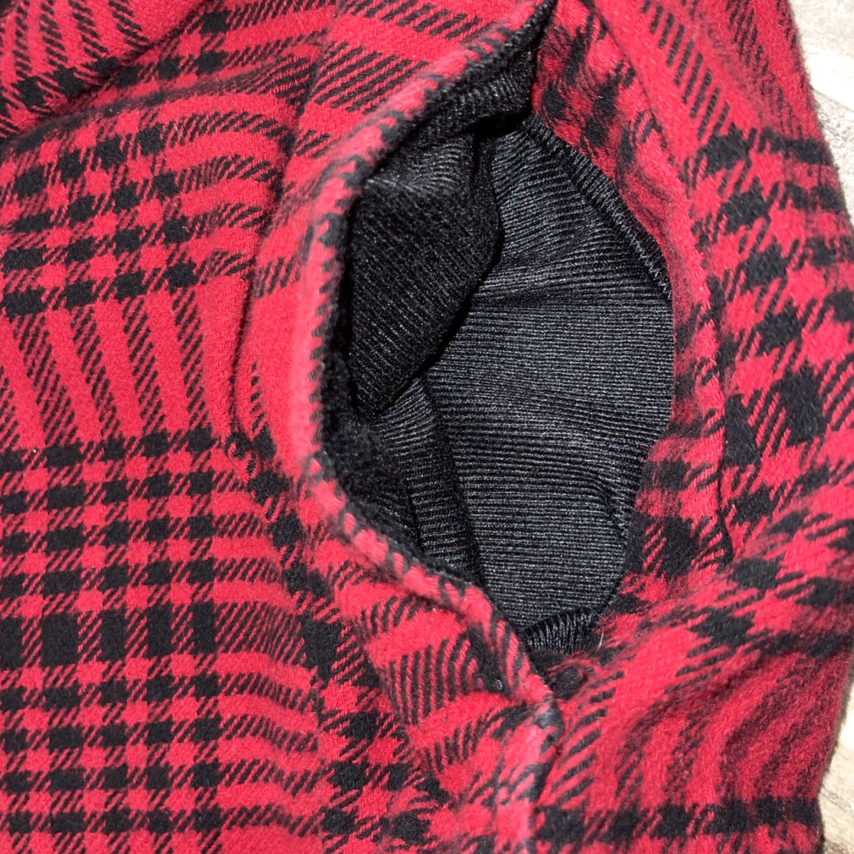 Vintage Woolrich Shirt XXL Red Black Plaid Heavy Flannel Button-Up Long Sleeve Pockets Size US XXL / EU 58 / 5 - 6 Thumbnail