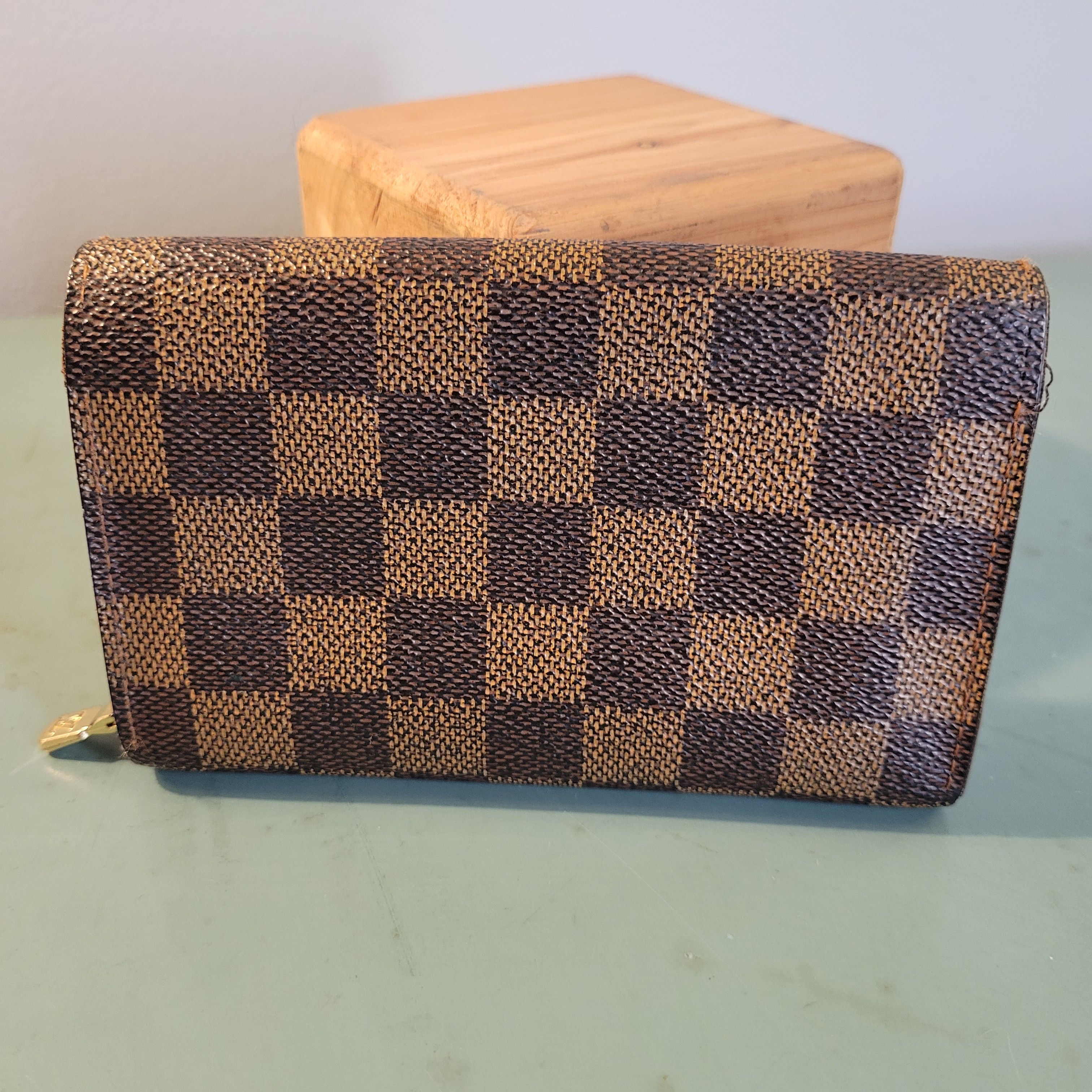 Louis Vuitton LV Damier Ebene Compact Long Wallet Size ONE SIZE - 3 Thumbnail