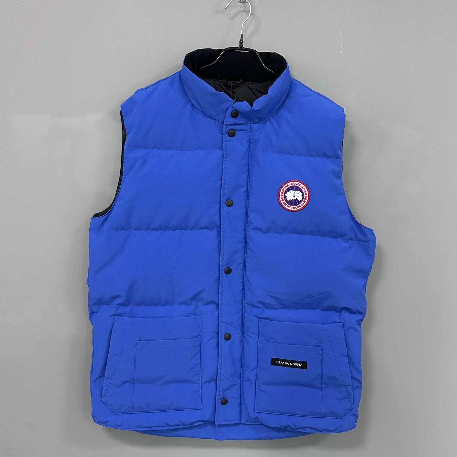 Canada Goose Canada Goose Polar Bear Charity Down Vest 99 New XL Size US XL / EU 56 / 4 - 1 Thumbnail