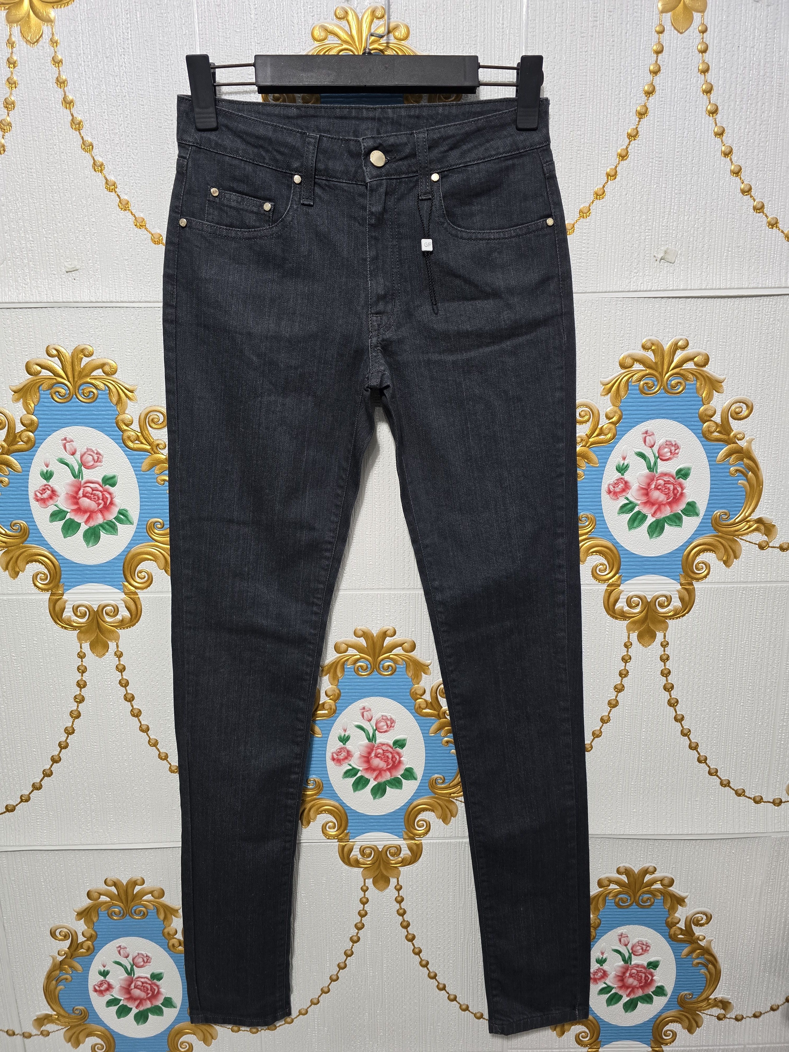 Gianfranco Ferre GIANFRANCO FERRE vintage rare Jeans ,NEW women small Size 26" / US 2 / IT 38 - 1 Thumbnail