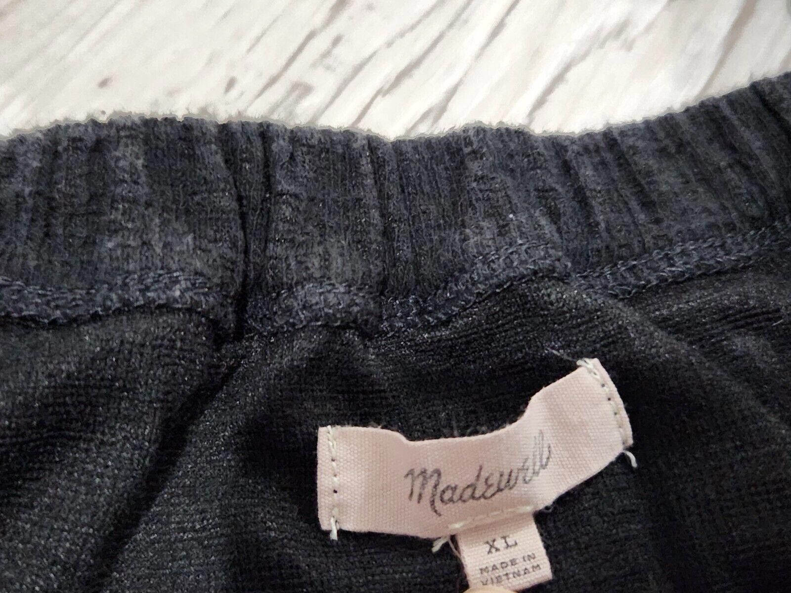Madewell Madewell Crop Top Extra Large Black Off The Shoulder Button Size XL / US 12-14 / IT 48-50 - 3 Thumbnail