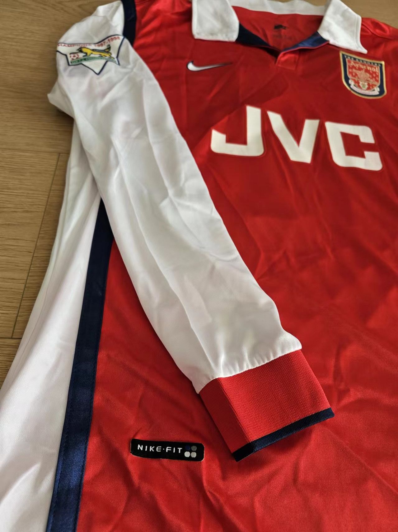Other 1998 2000 Arsenal 14 Thierry Henry Jersey Home Size US L / EU 52-54 / 3 - 3 Thumbnail