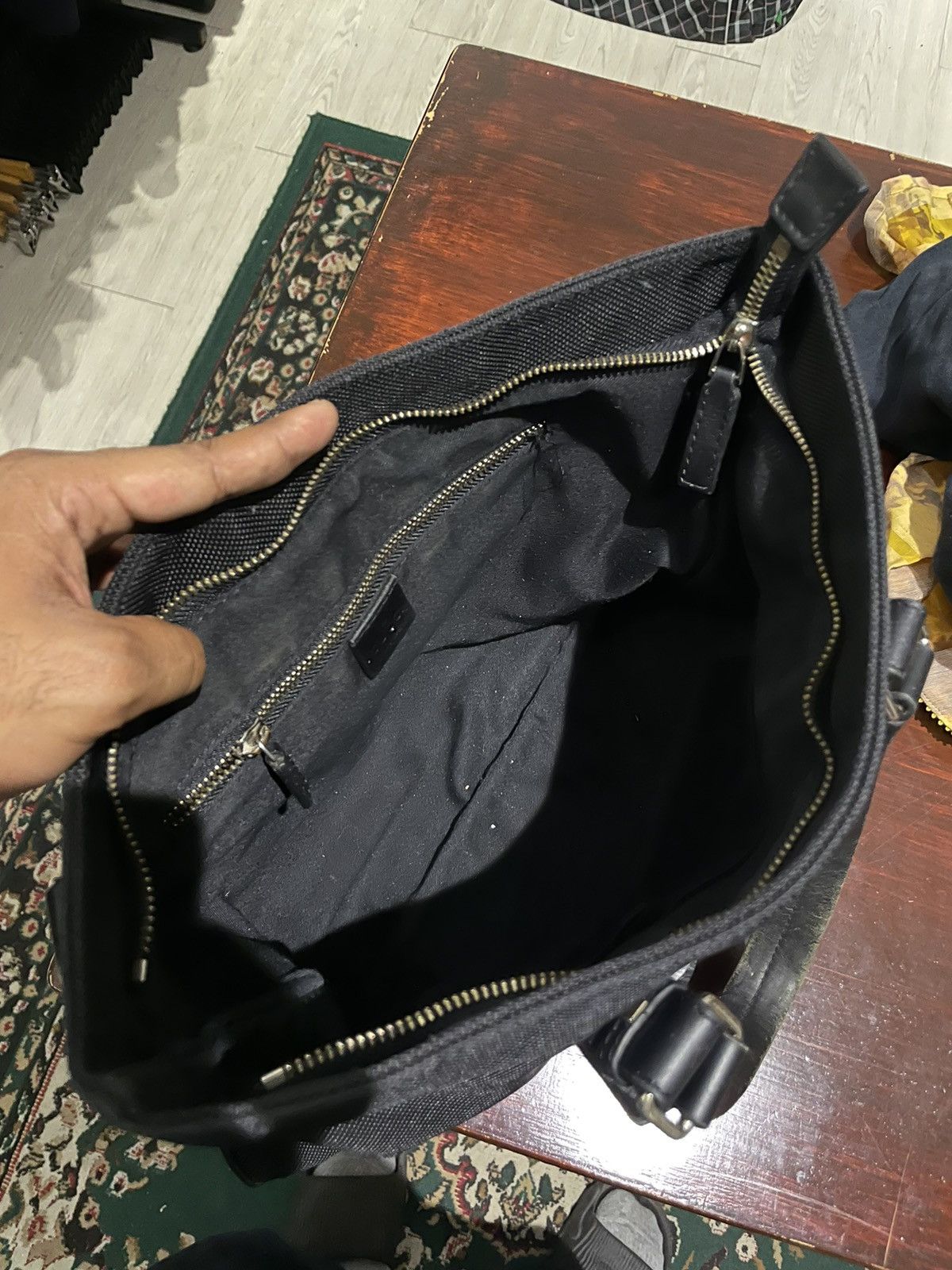 GUCCI BLACK FABRIC TOTE BAG WITH LEATHER HANDLES