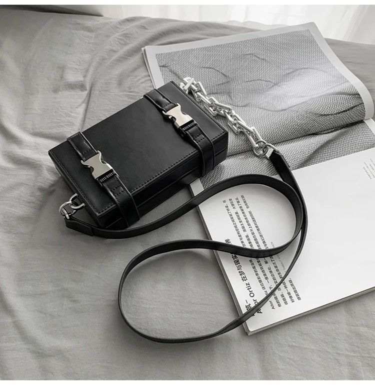 Japanese Brand Retro PU leather buckle chain shoulder box bag Size ONE SIZE - 6 Thumbnail