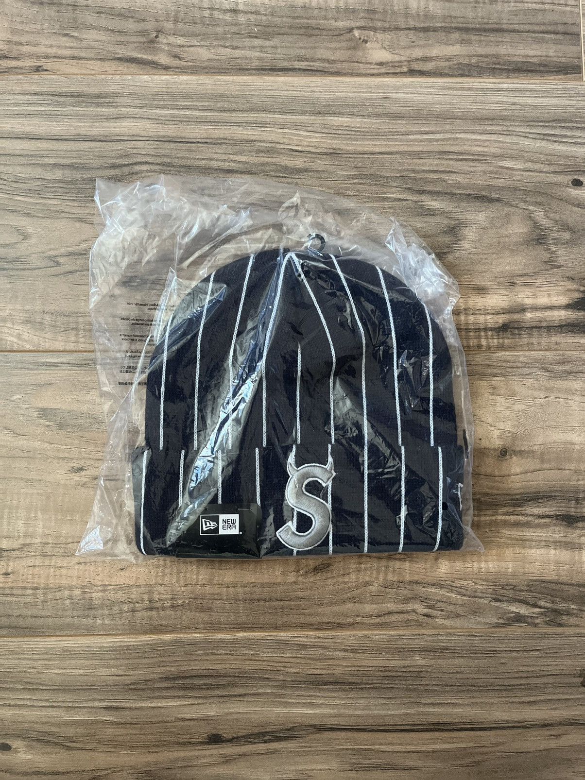 Supreme Supreme New Era Devil S Logo Beanie Size ONE SIZE - 1 Thumbnail