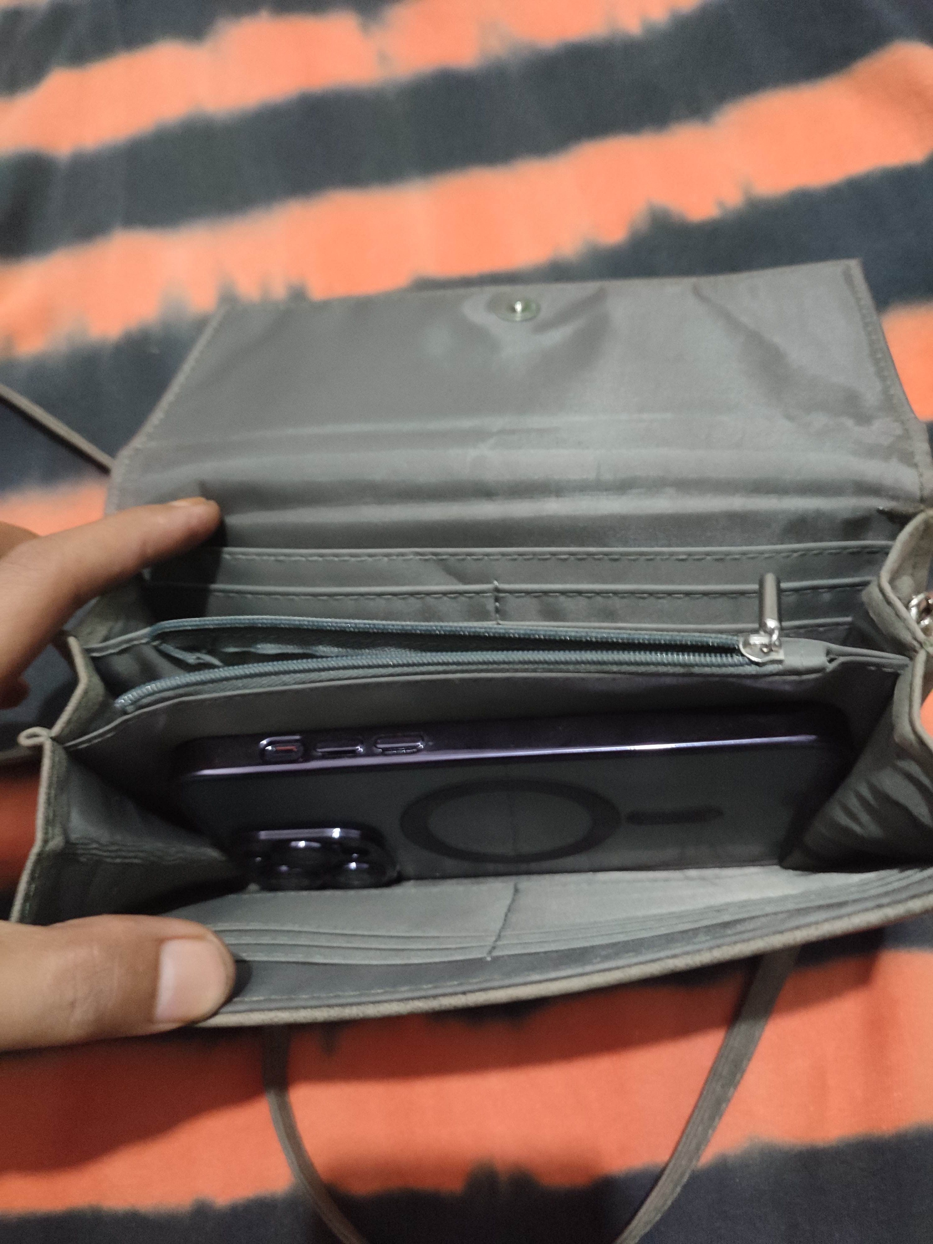 Y's × Yohji Yamamoto Y's Yohji Yamamoto Crossbody Clutch Bag Lots Slot/pocket Size ONE SIZE - 13 Thumbnail