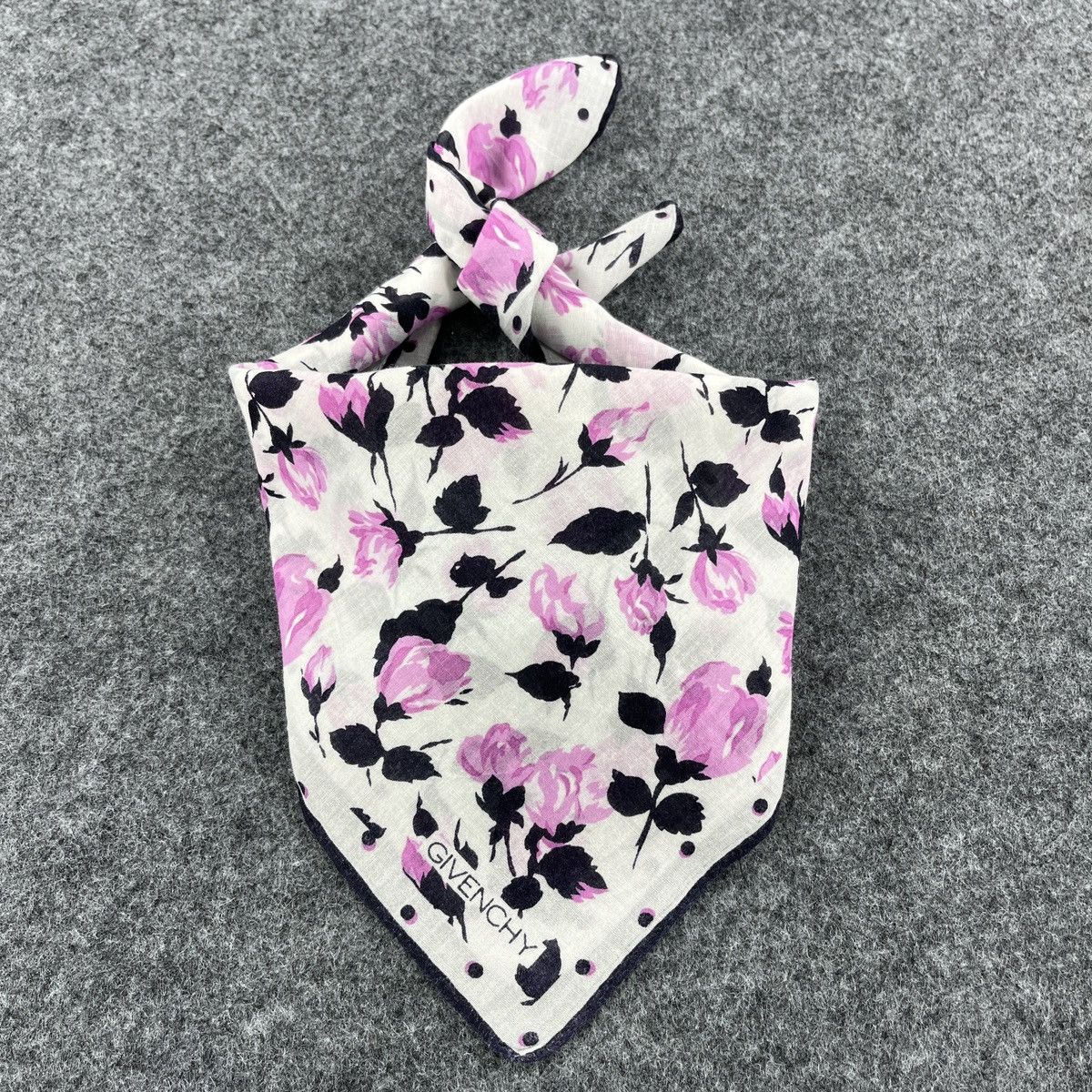 Givenchy Givenchy Handkerchief / Bandana / Neckerchief B477 Size ONE SIZE - 4 Thumbnail