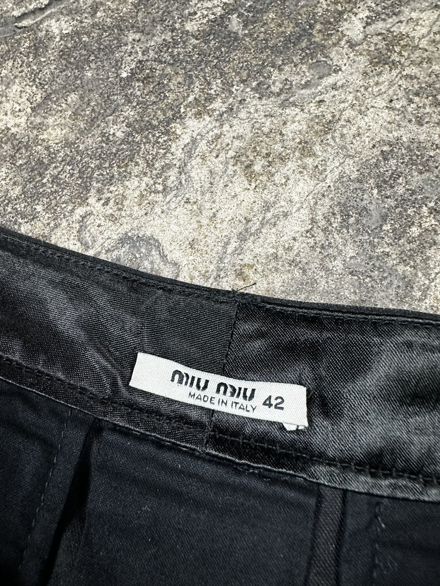 Miu Miu Vintage Y2k Miu Miu 3/4 Cargo Pants 2000s Size 30" / US 8 / IT 44 - 5 Thumbnail