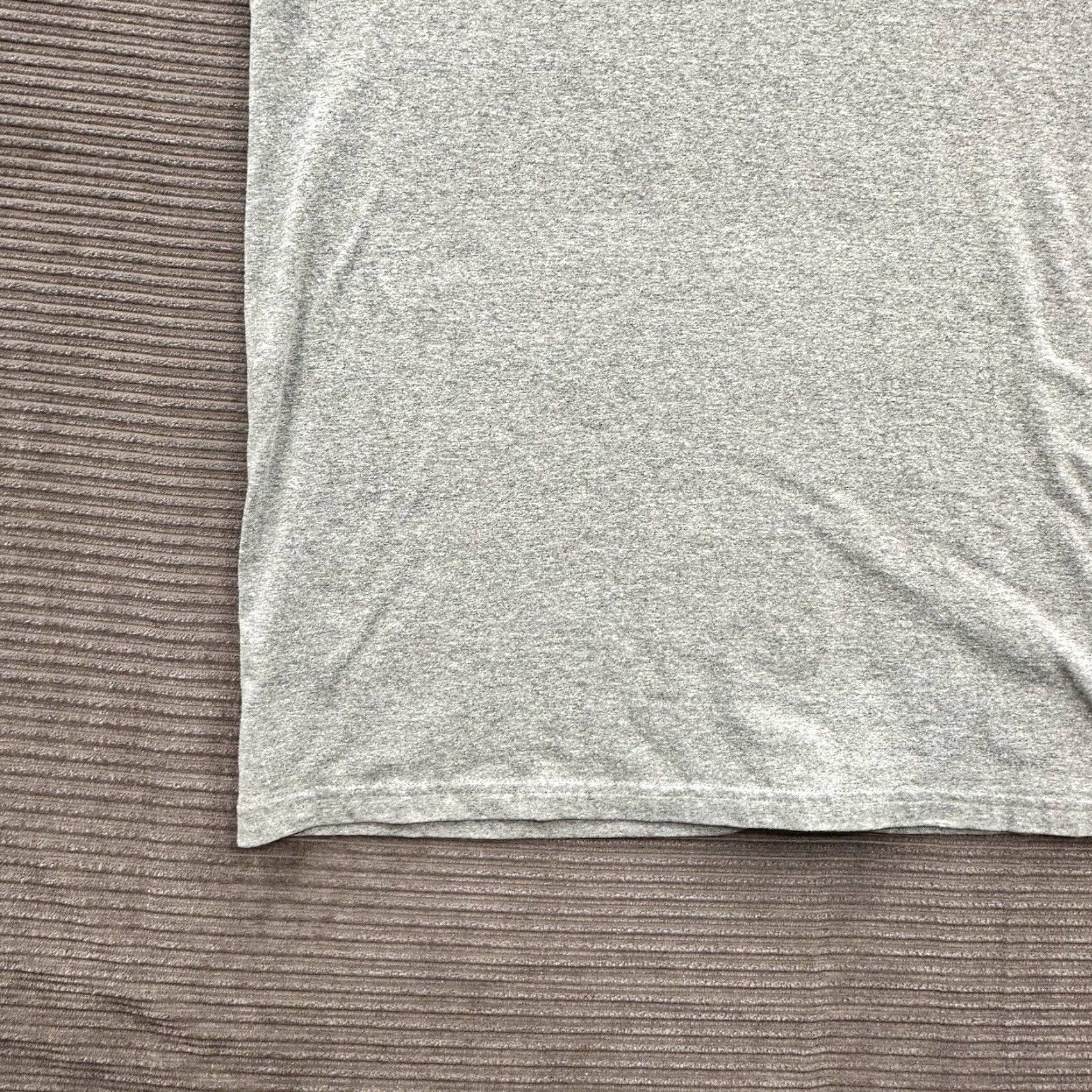 Patagonia Patagonia T-Shirt Men M Gray Solid Logo Outdoor All Seasons Crew Neck Short Sleeve Size US M / EU 48-50 / 2 - 6 Thumbnail
