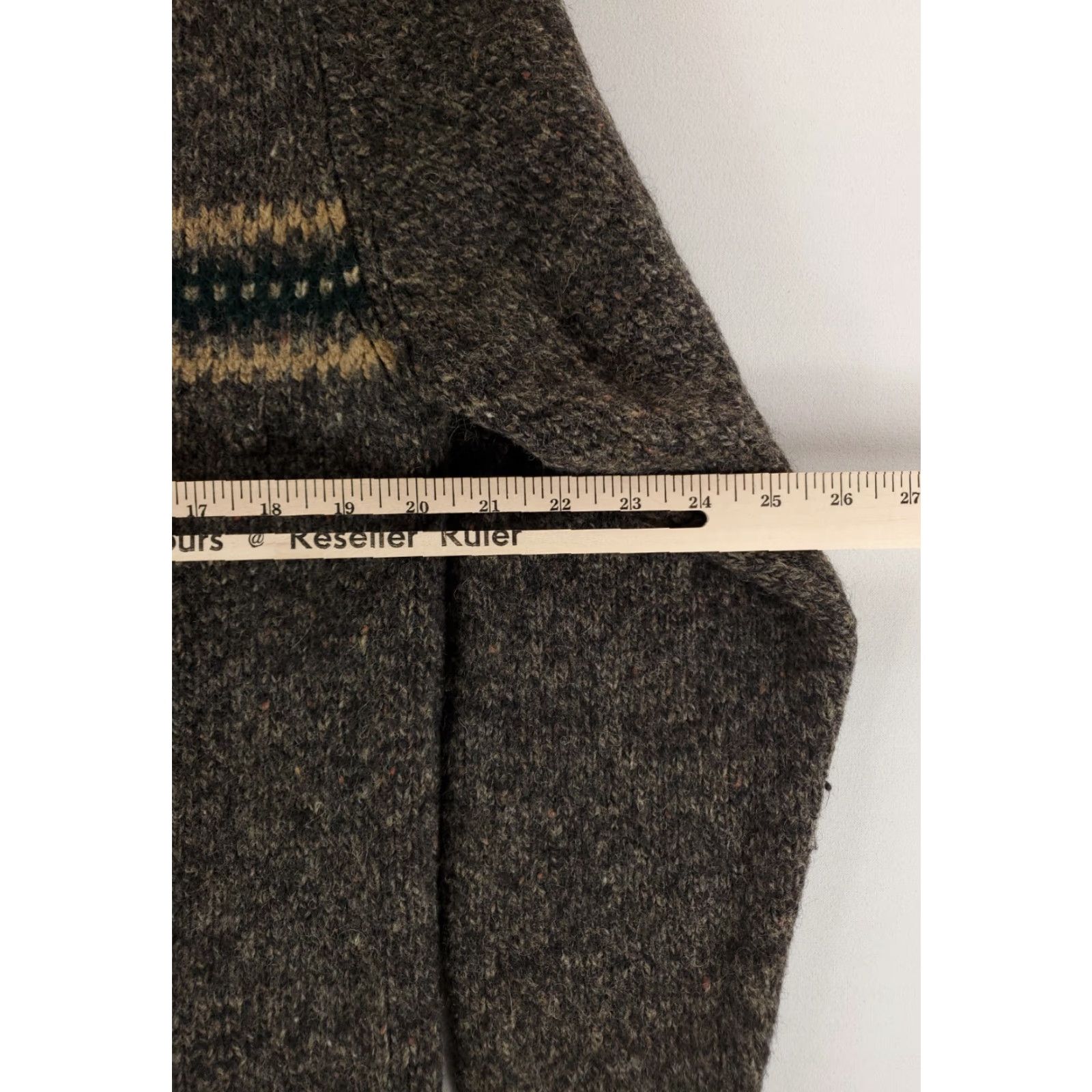 Abercrombie & Fitch VINTAGE Abercrombie & Fitch Sweater Mens XL 100% Wool Brown Striped V Neck Sweatshirt Pullover Size US XL / EU 56 / 4 - 4 Thumbnail