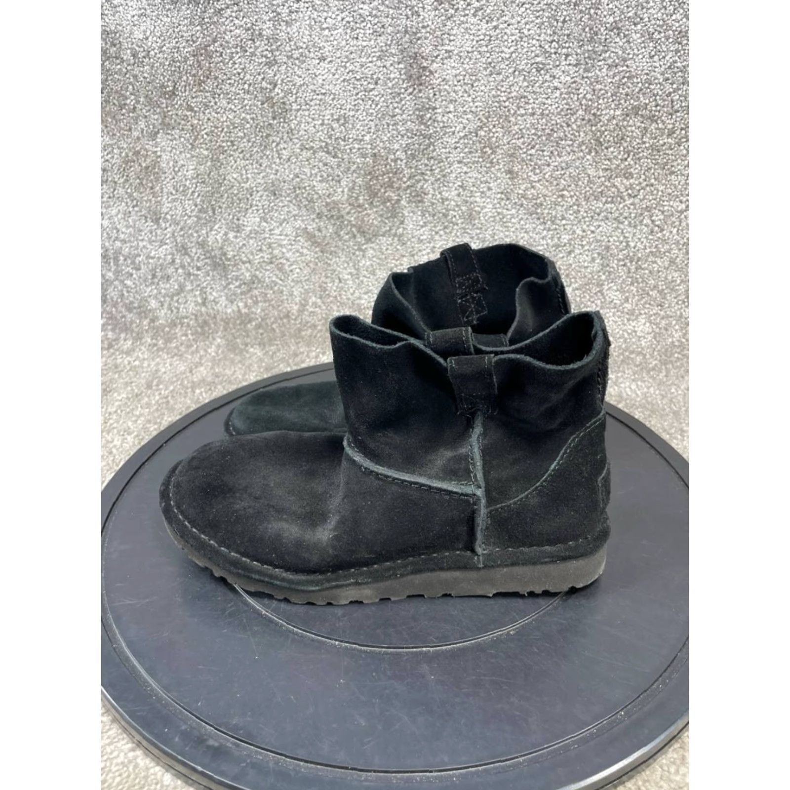 Ugg VINTAGE UGG Classic Unlined Mini Boots Women Size 6 Black Suede Casual Ankle Outdoor Size US 6 / IT 36 - 5 Thumbnail