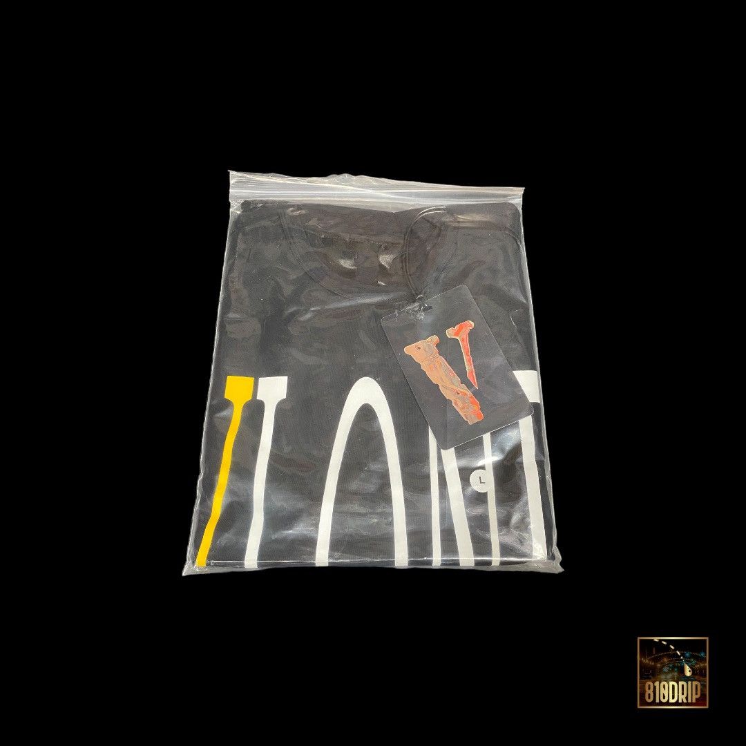 Vlone Vlone Yellow Staple Tee Black (L) Size US L / EU 52-54 / 3 - 3 Thumbnail