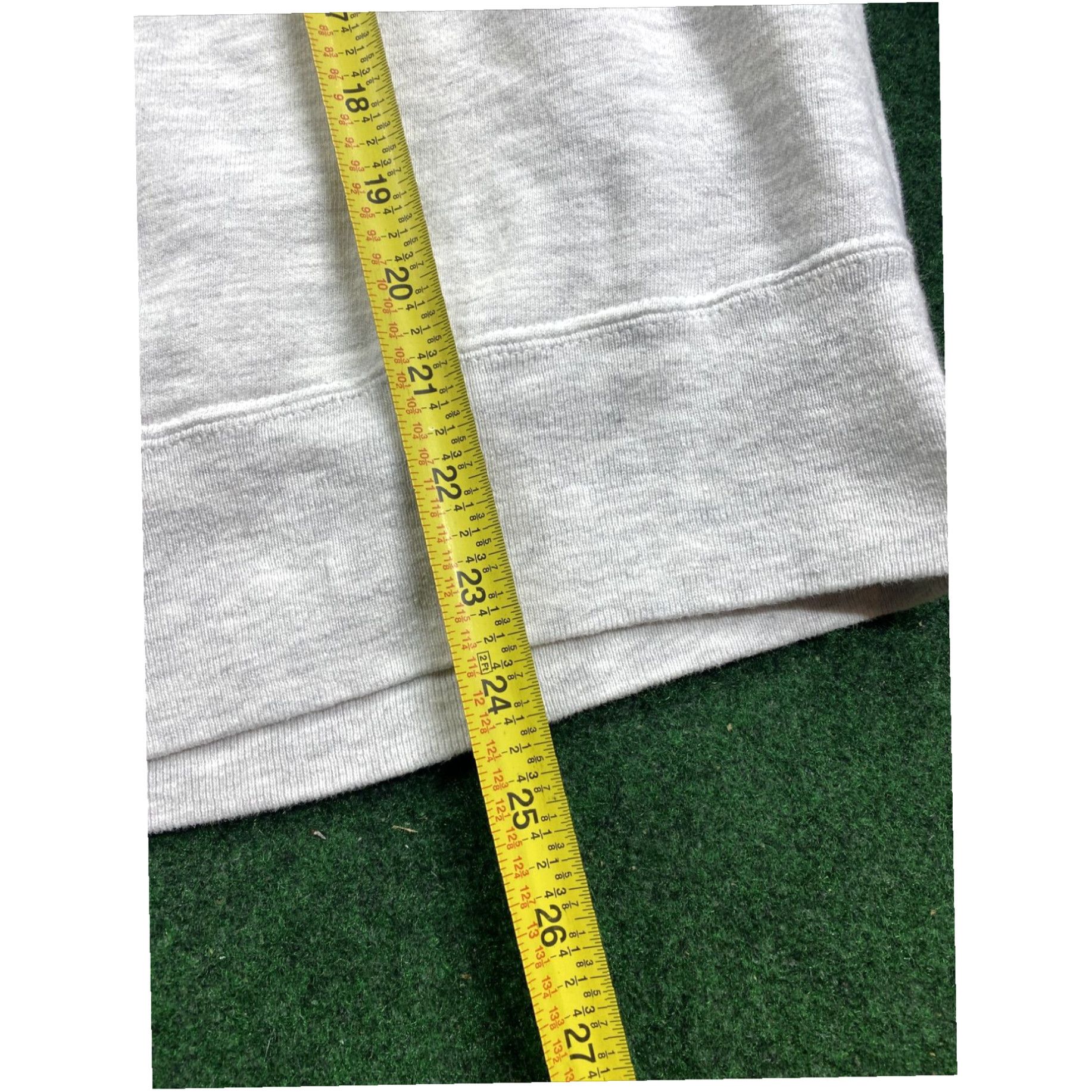Champion Vintage Vtg 90sChampion Heather Gray Sweatshirt Size Medium Fast Shipping Size US M / EU 48-50 / 2 - 6 Thumbnail
