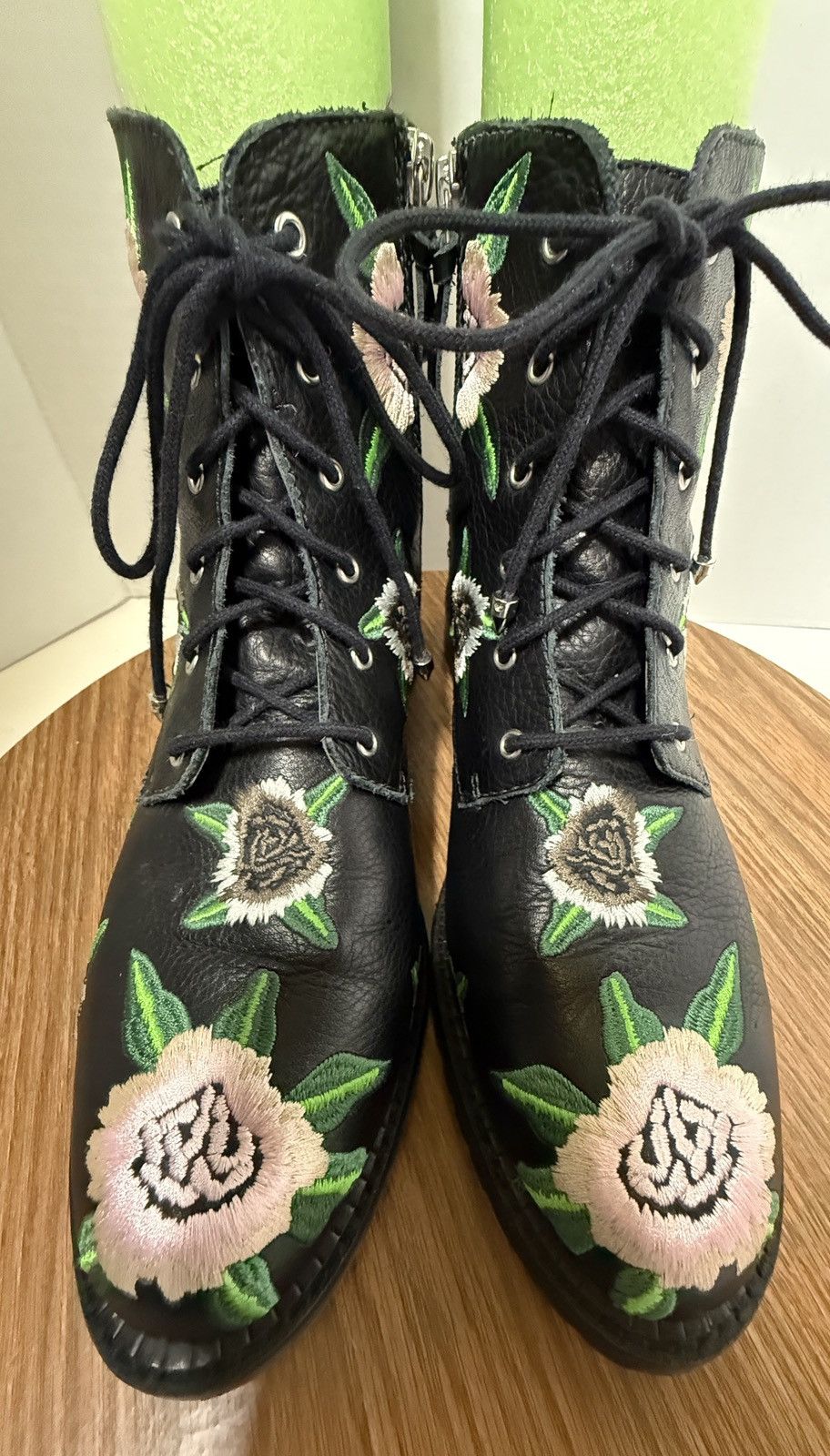 Rebecca Minkoff Rebecca Minkoff Gerry Floral Embroid Black Leather Boots Size US 9 / IT 39 - 7 Thumbnail