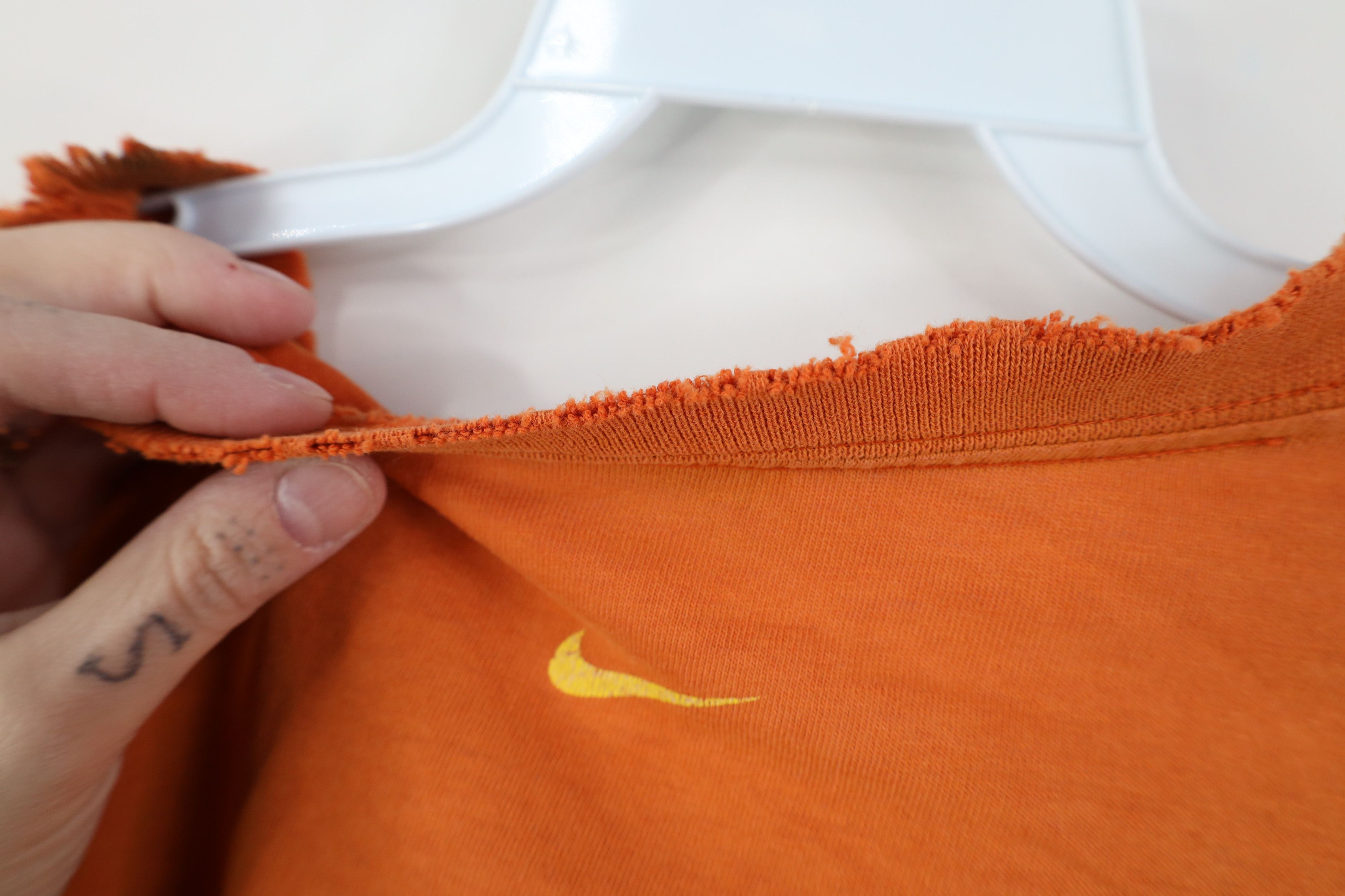 Nike Vintage 90s Y2K Nike Scott Big Center Swoosh T-Shirt Orange Size US XL / EU 56 / 4 - 12 Thumbnail