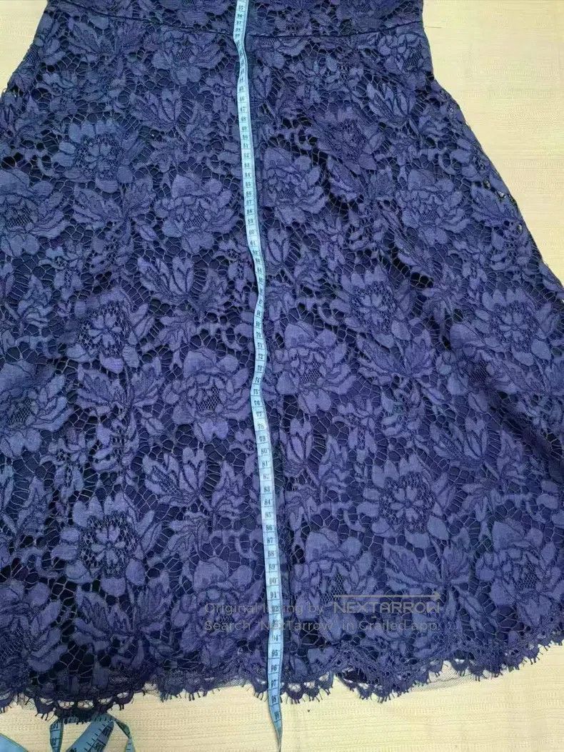 Valentino Valentino Lace dress Size L / US 10 / IT 46 - 6 Thumbnail