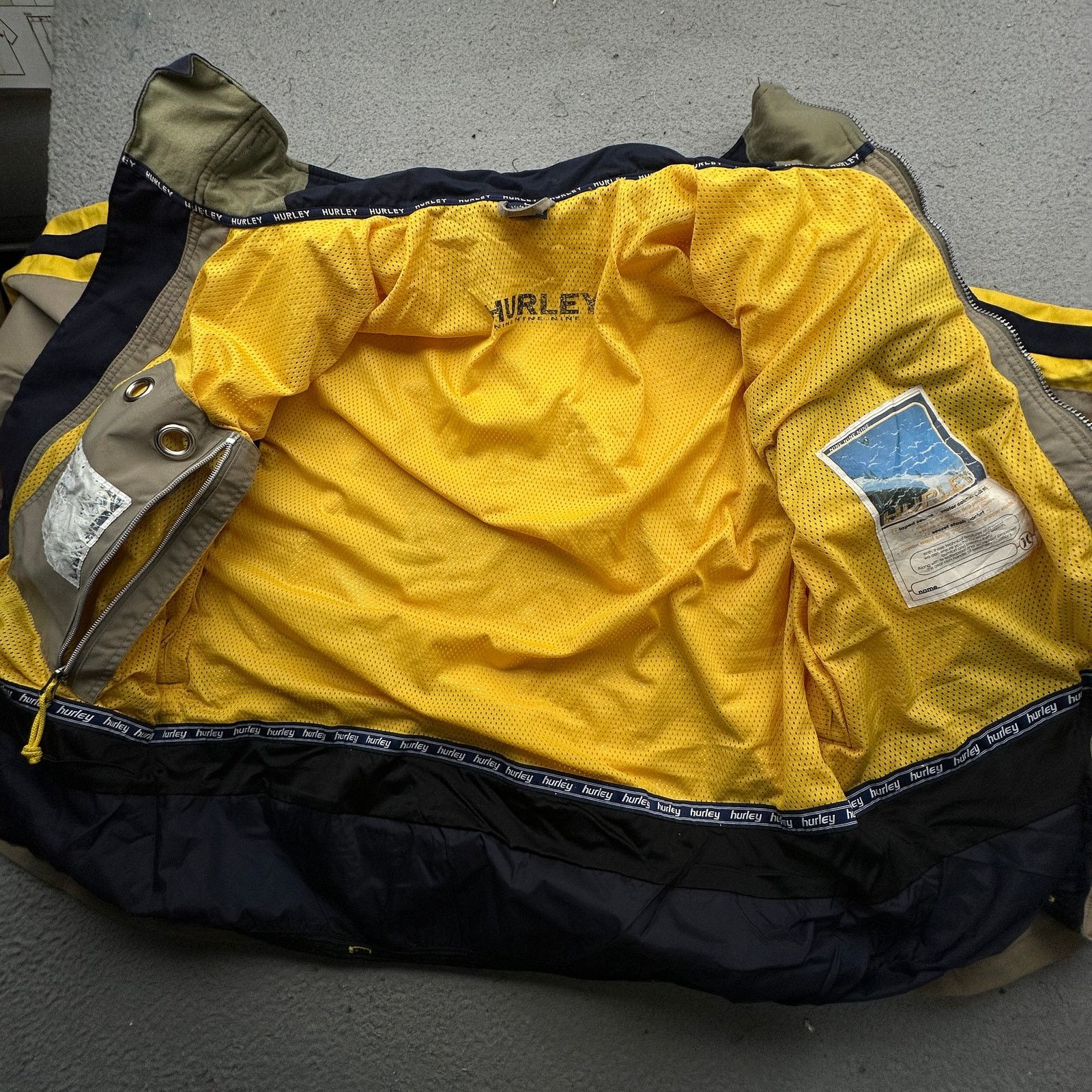 Hurley Vintage Hurley 999 Ski Jacket Mens Large Nine Nine Nine Size US L / EU 52-54 / 3 - 14 Thumbnail